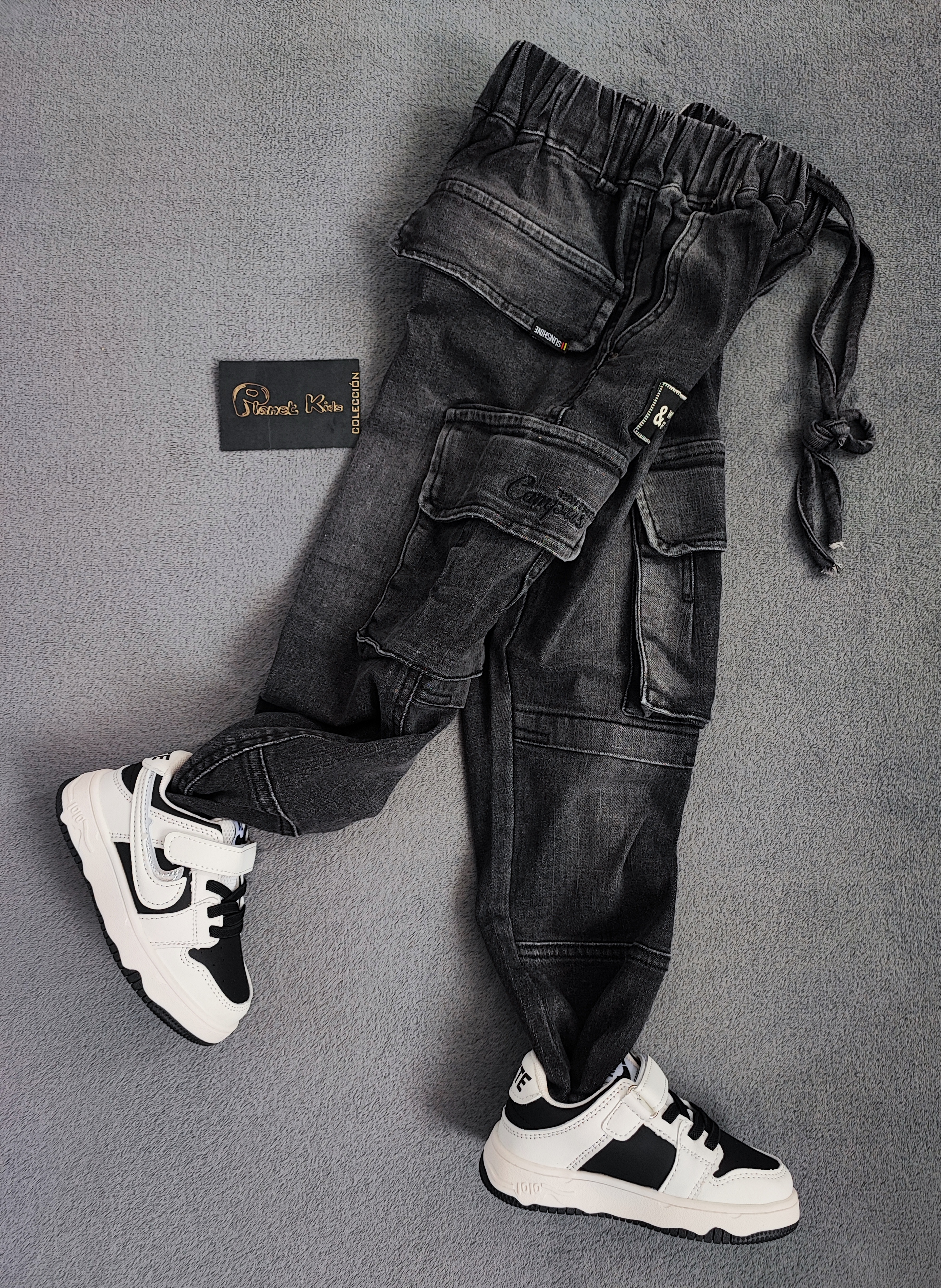 Pantalones cargo negro para niño