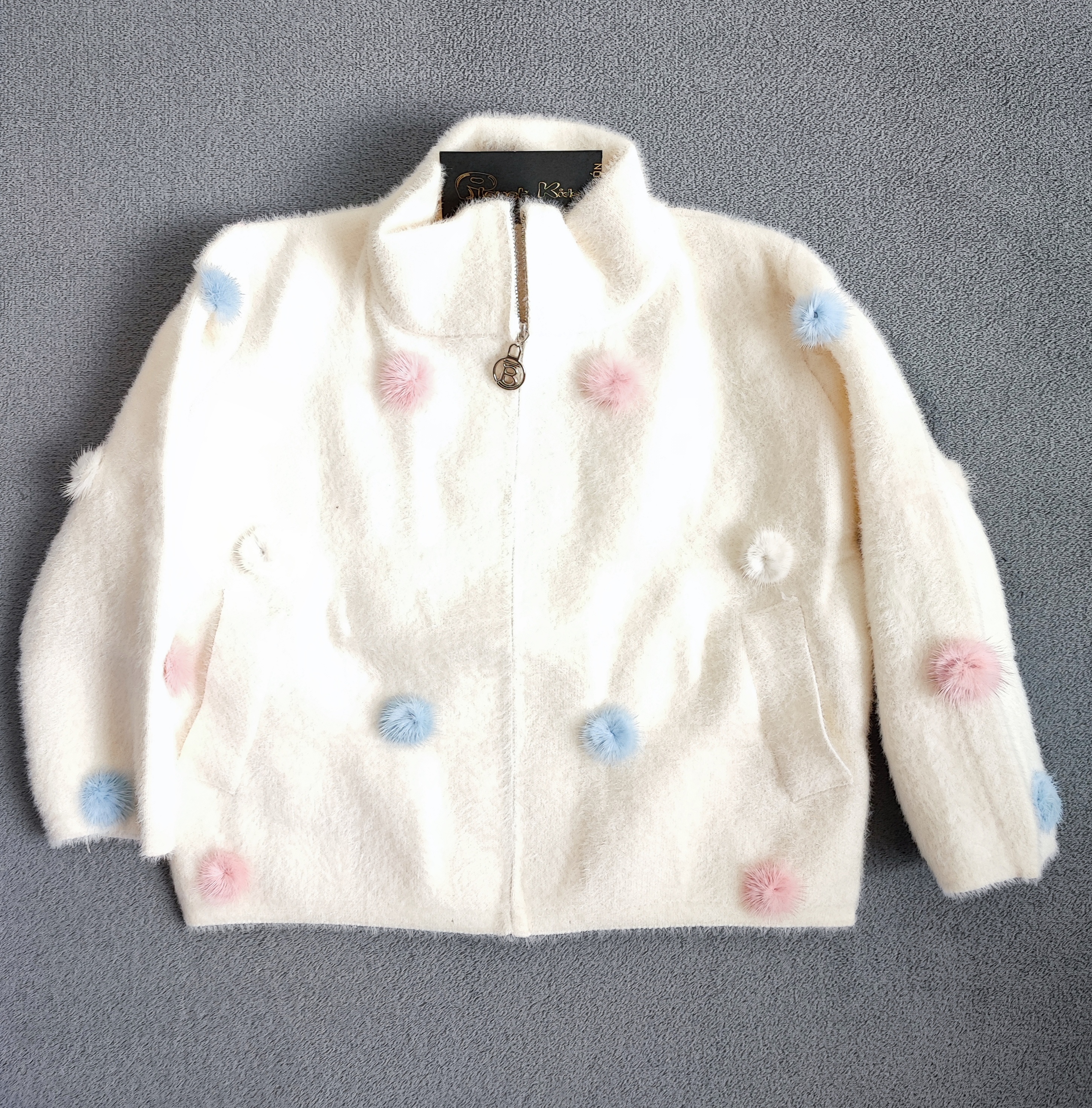 Chaqueta de ponpon  blanca