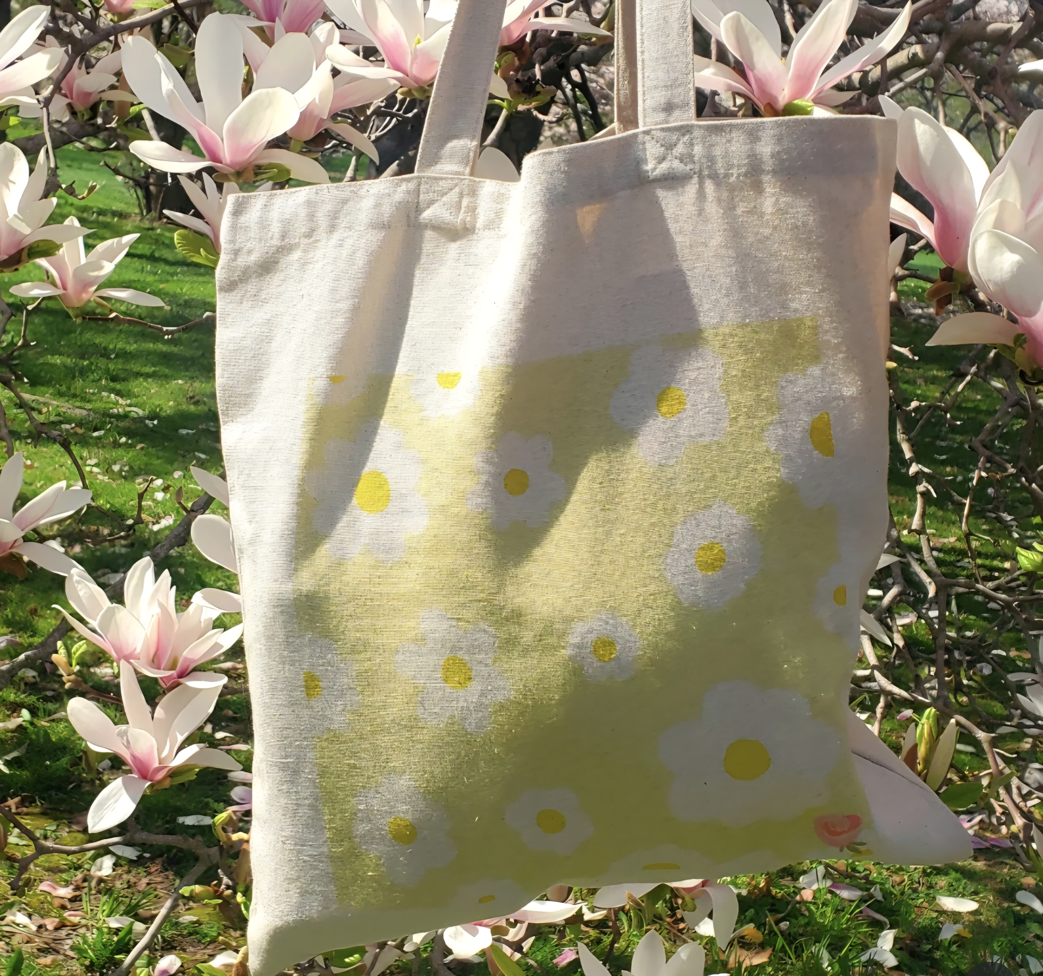 Blooming Daisy Tote Bag