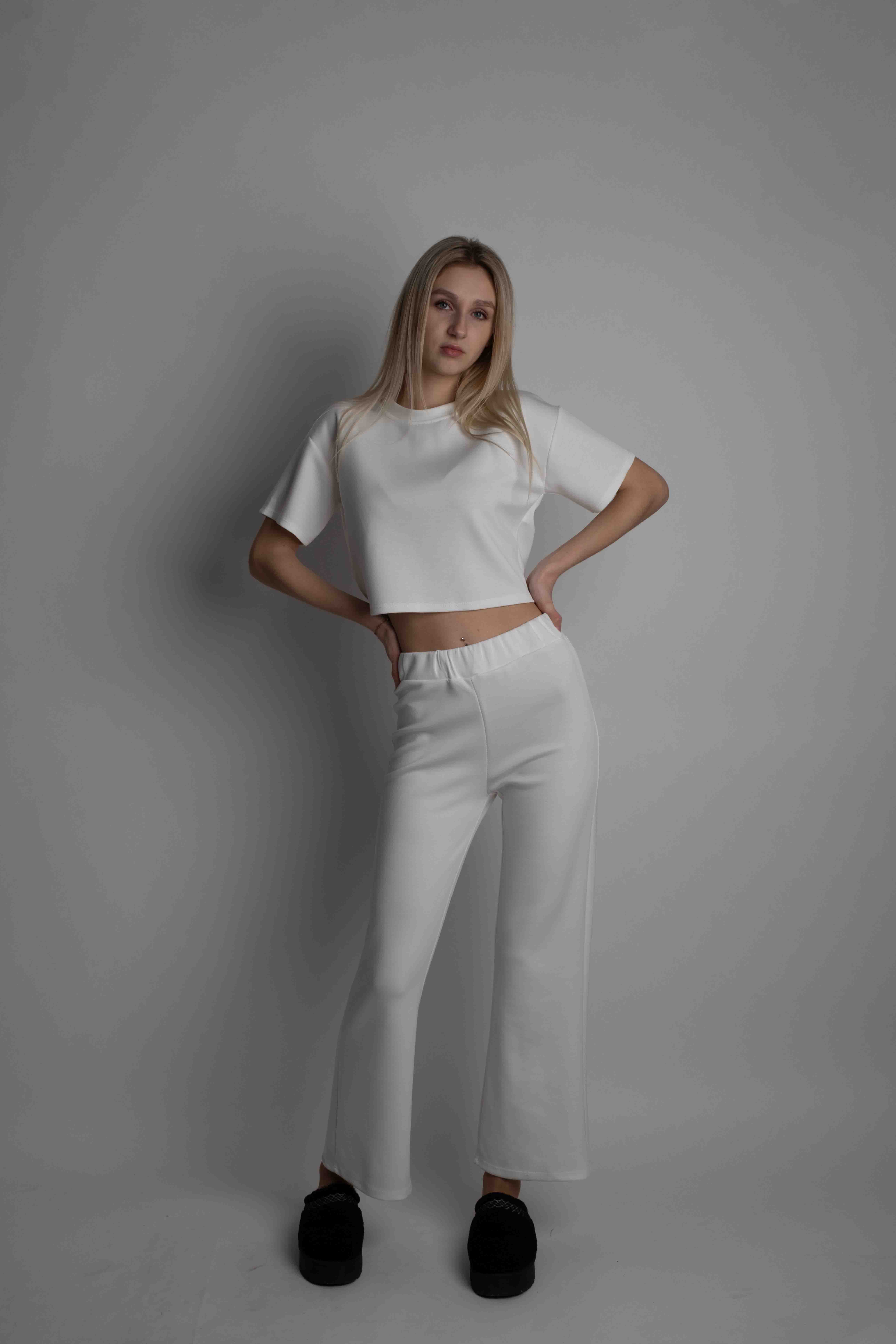 Laisvalaikio kostiumėlis