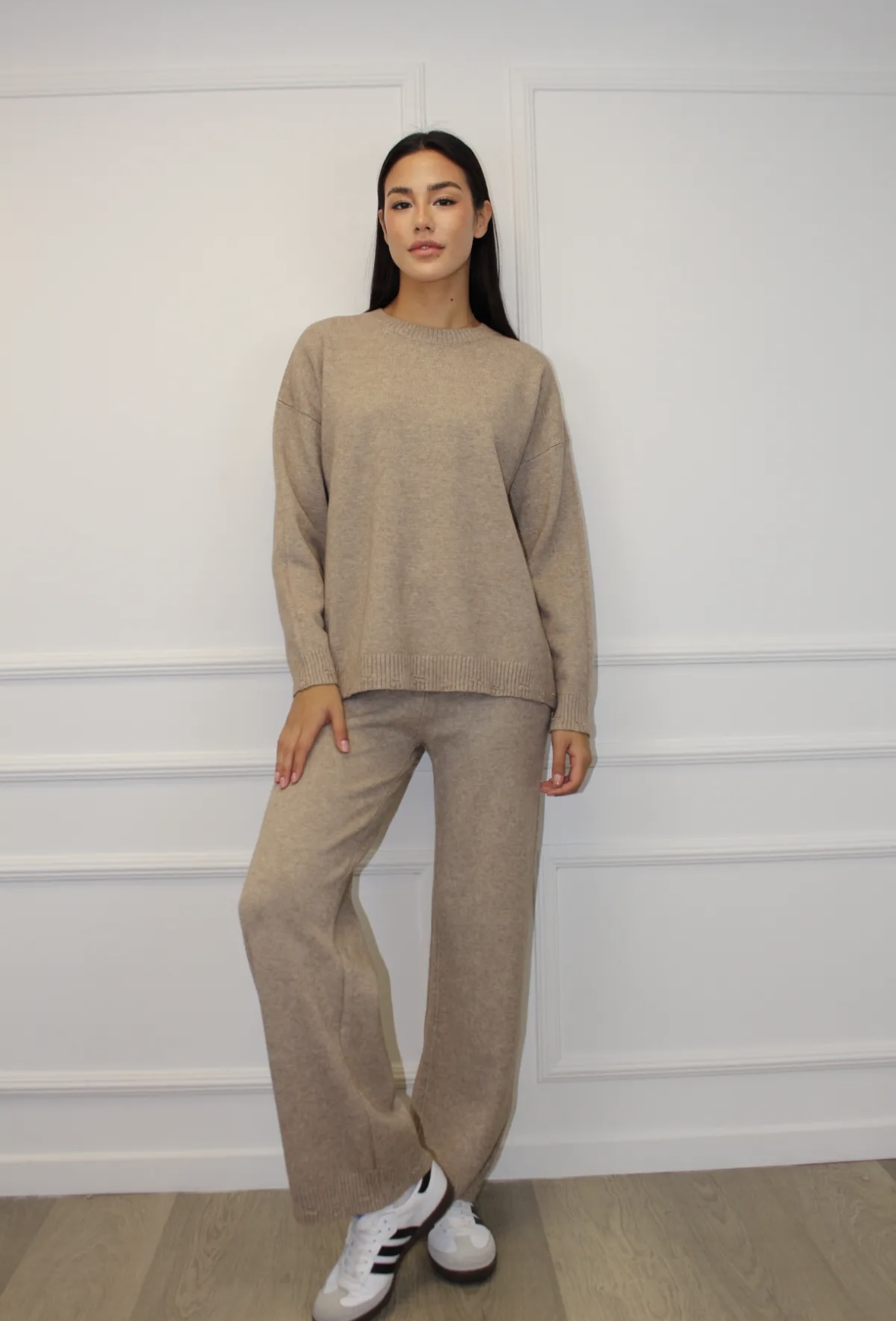 Kostiumėlis su kašmyru