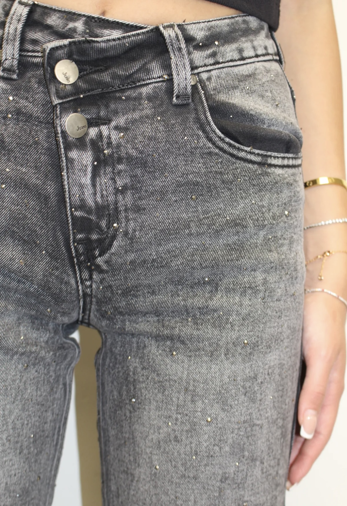 Džinsai su blizgučiais