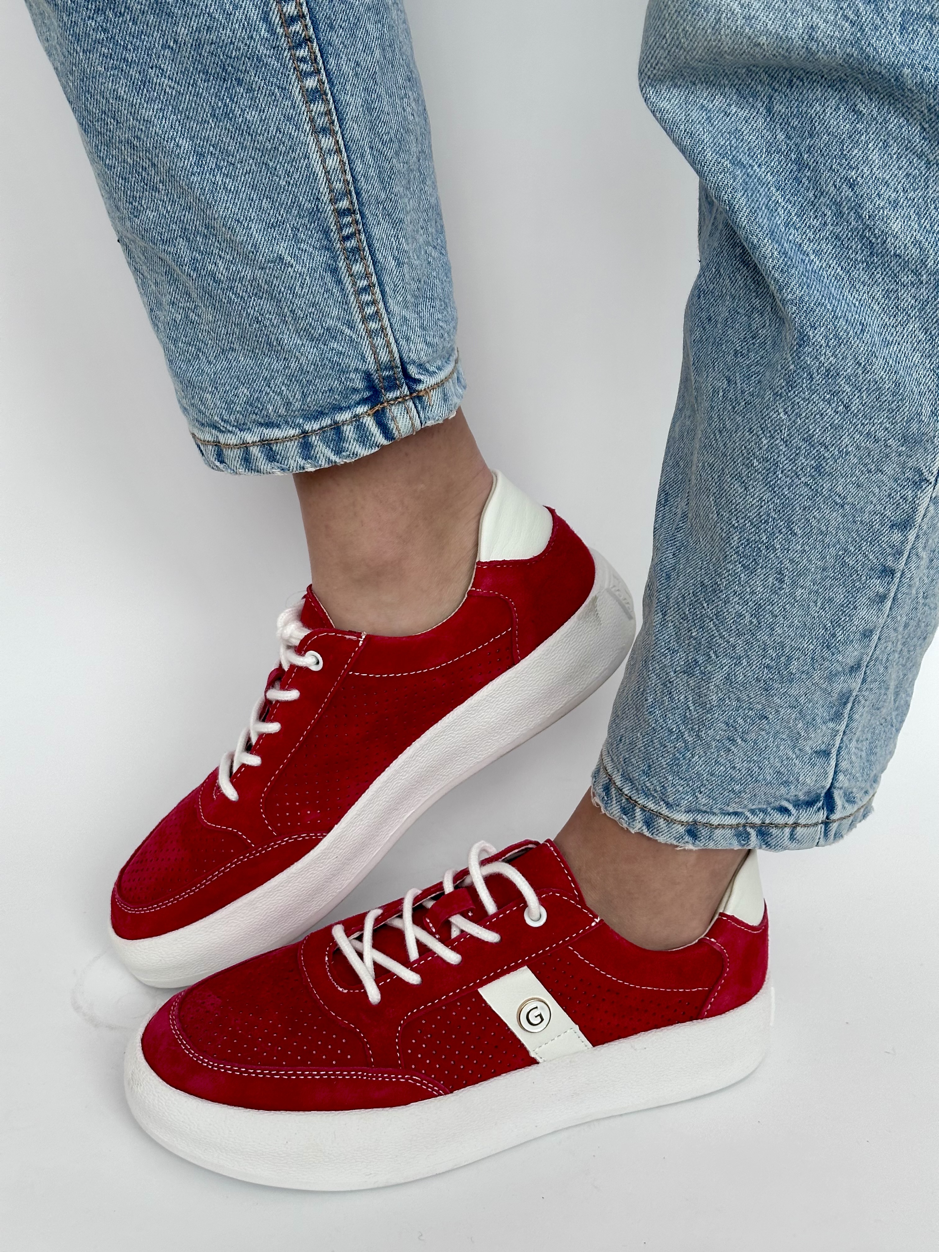 Raudoni sportbačiai (GD-XF-166)