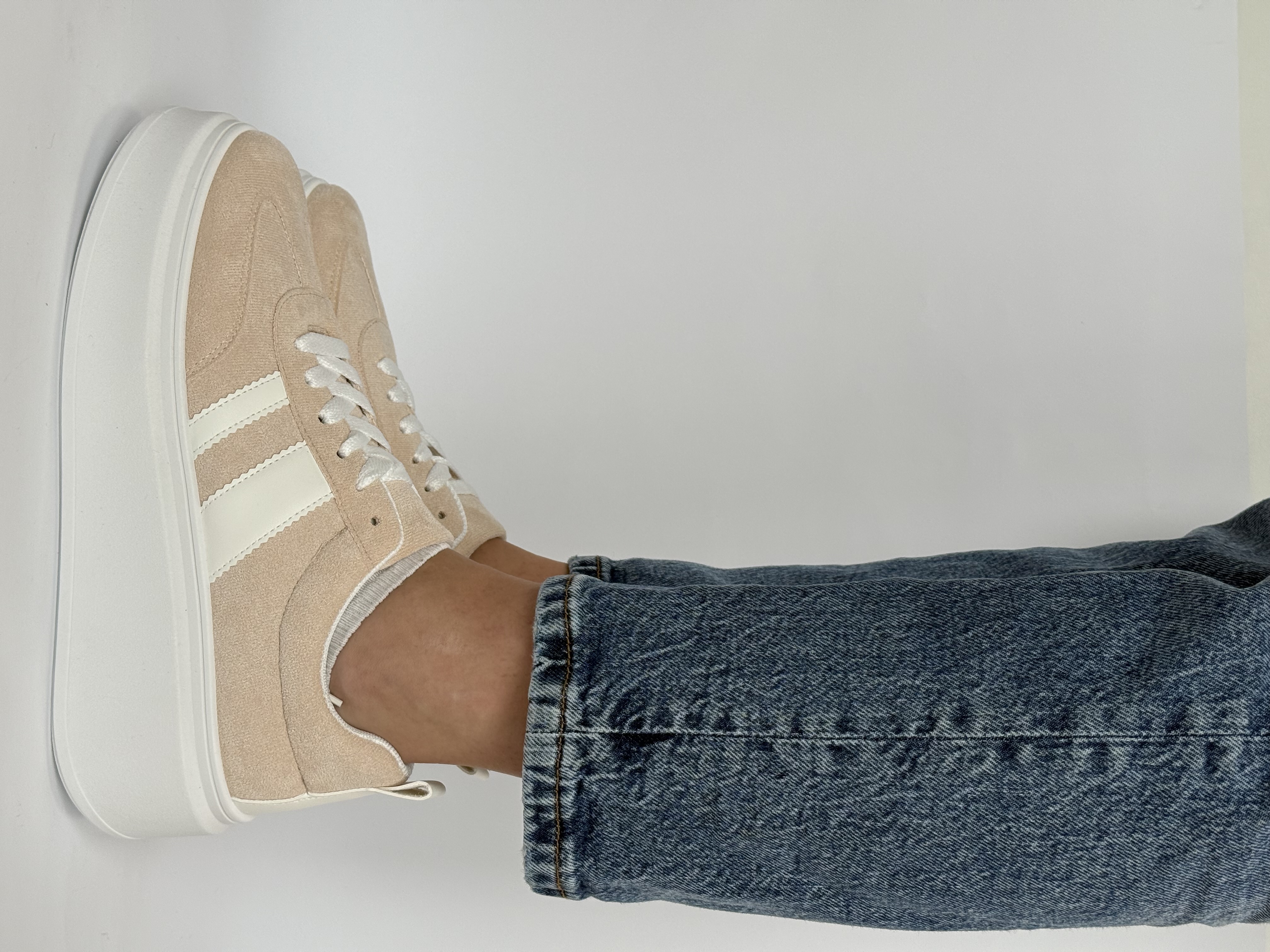 Sportbačiai su platforma persikinė spalva (LA319)