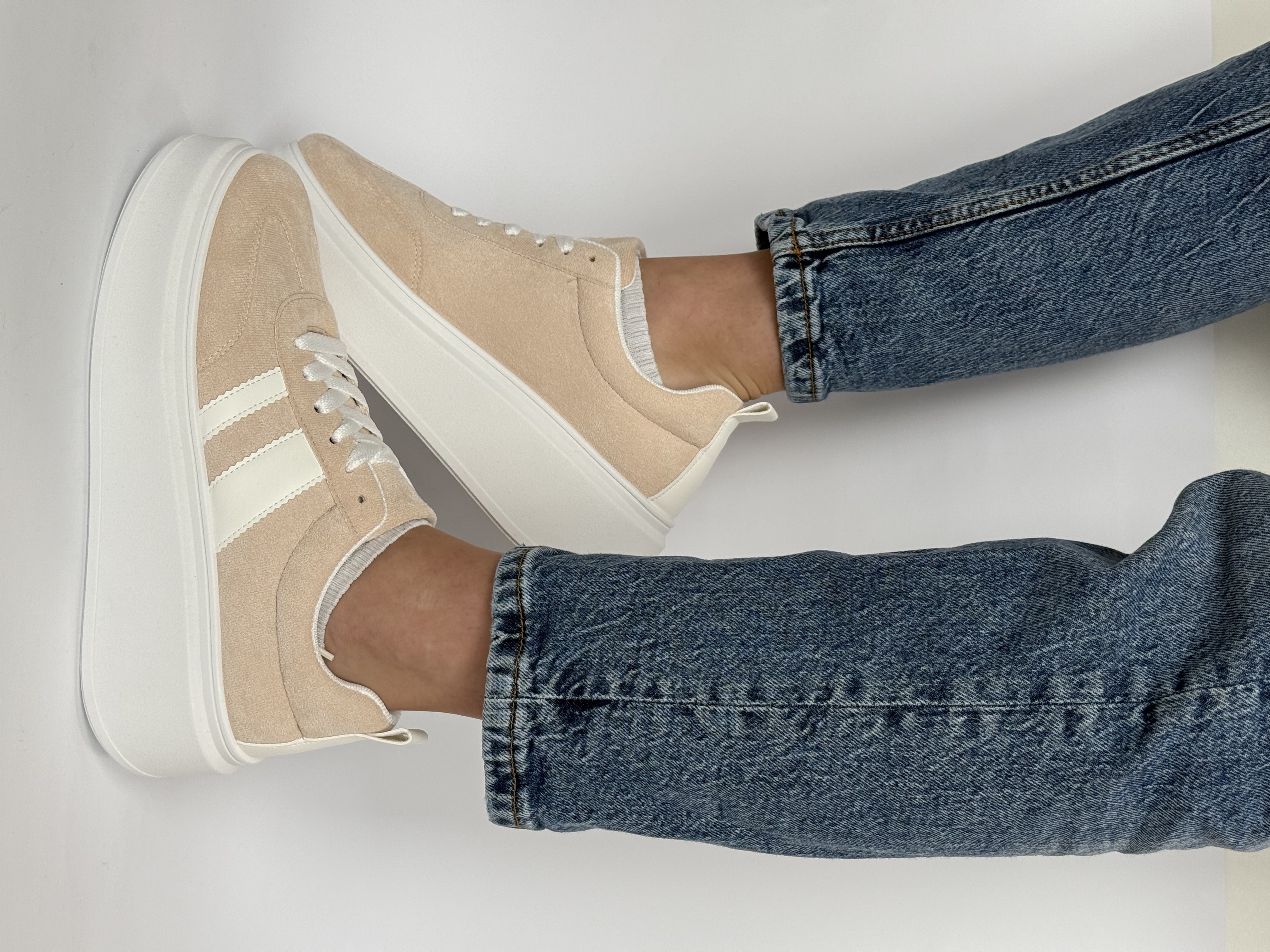 Sportbačiai su platforma persikinė spalva (LA319)