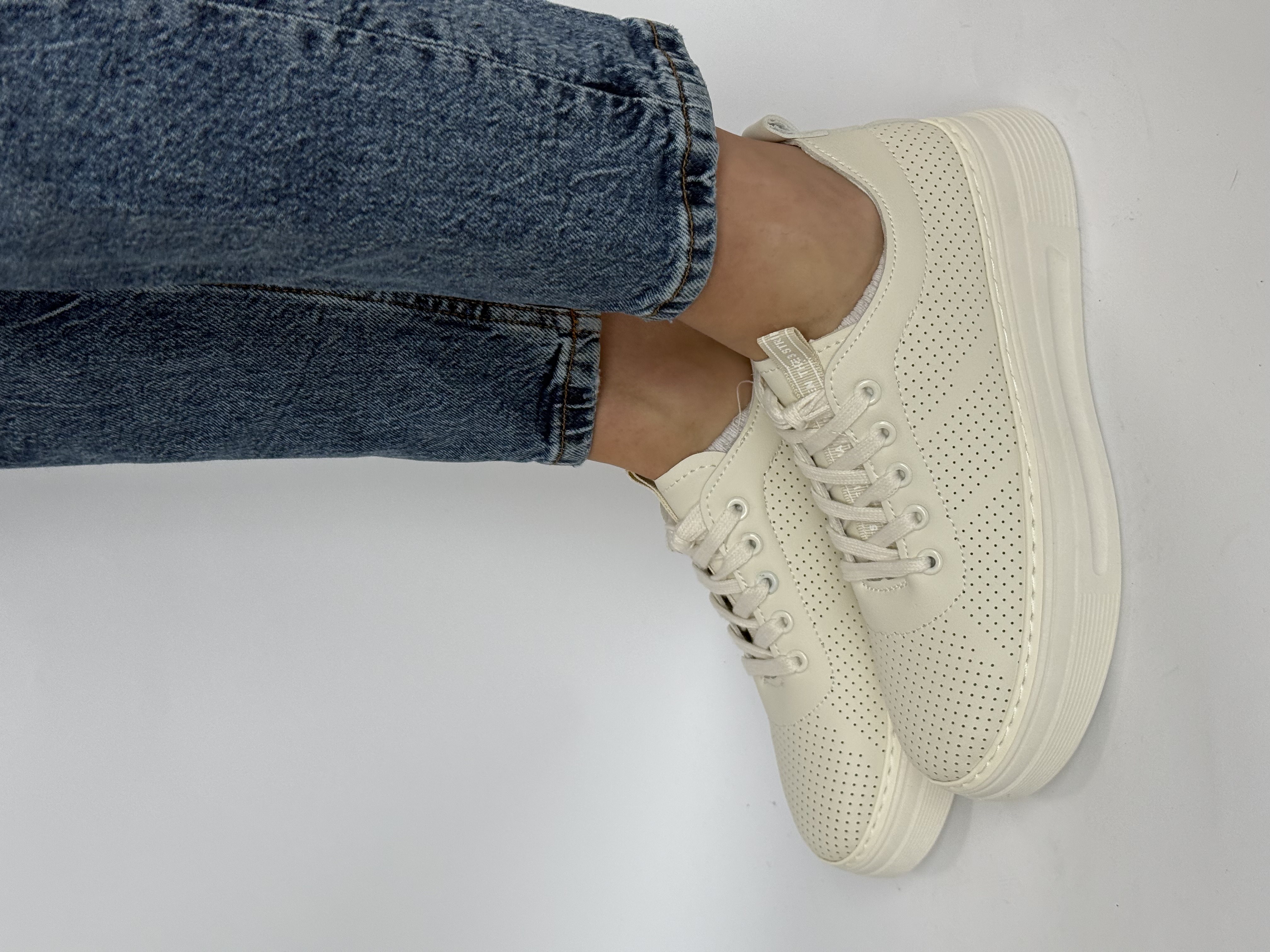 Moteriški laisvalaikio batai (A-W092)