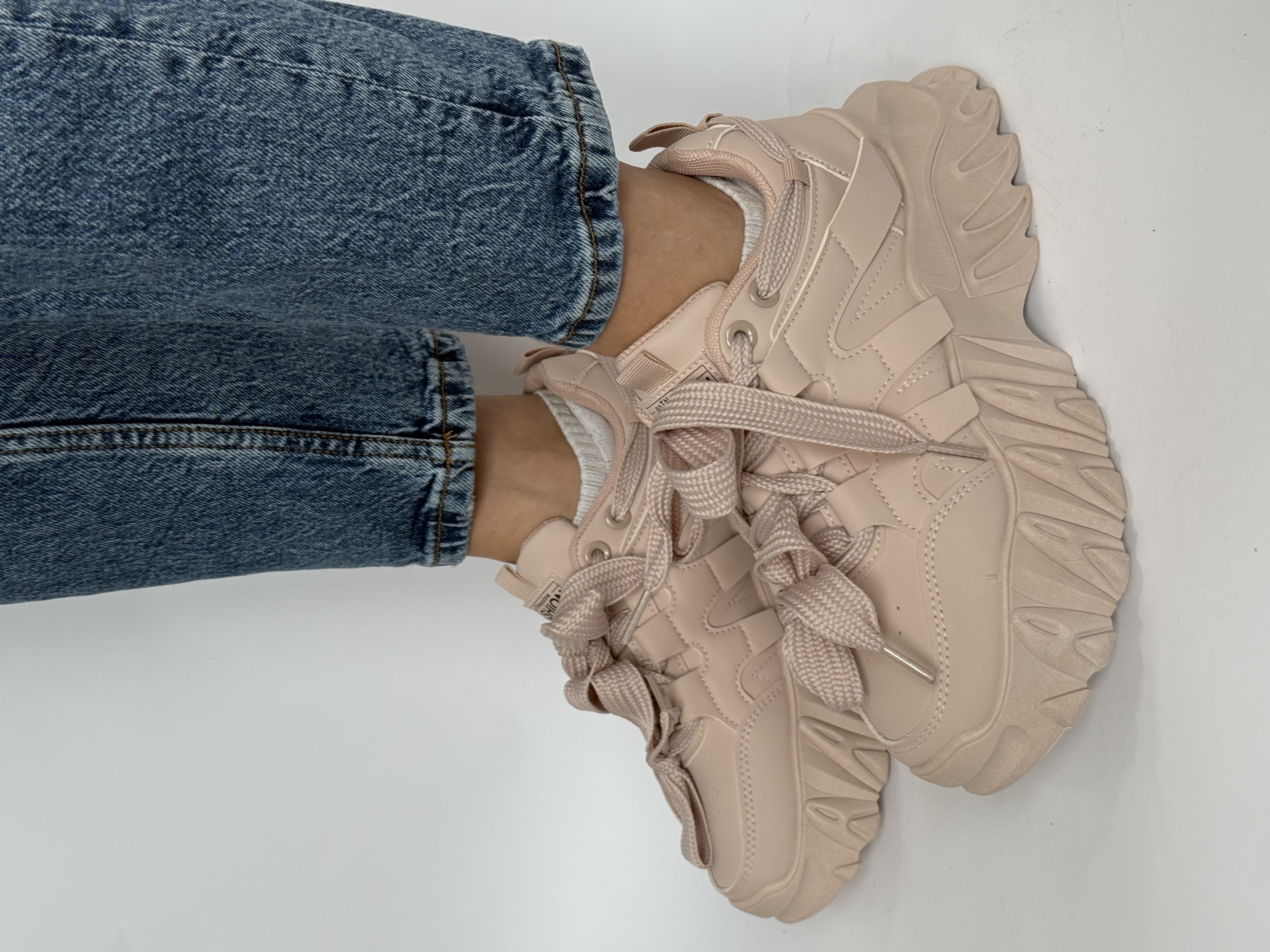 Rožiniai platforminiai kedai (LA257)