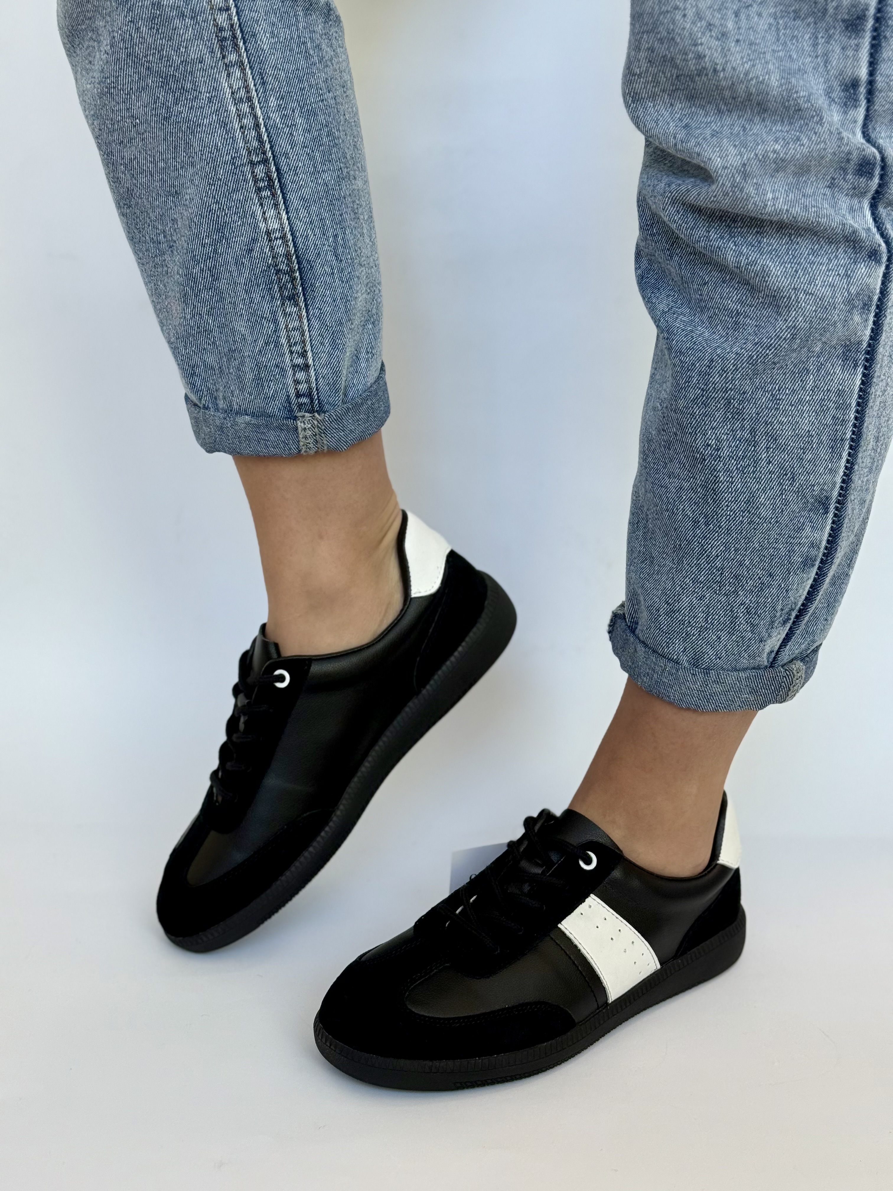 Odiniai batukai juodi su balta juosta (GD-XF-149)