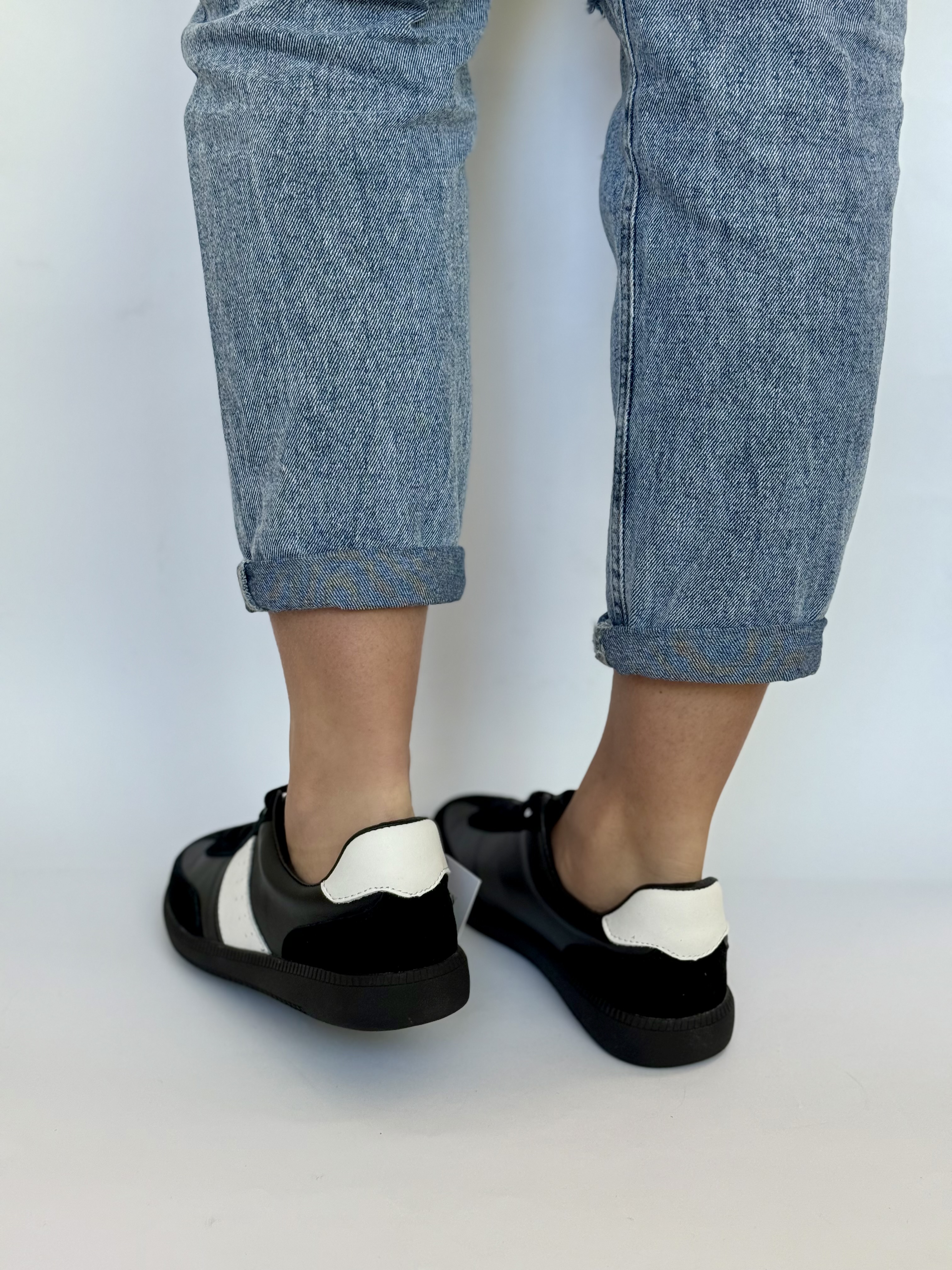 Odiniai batukai juodi su balta juosta (GD-XF-149)