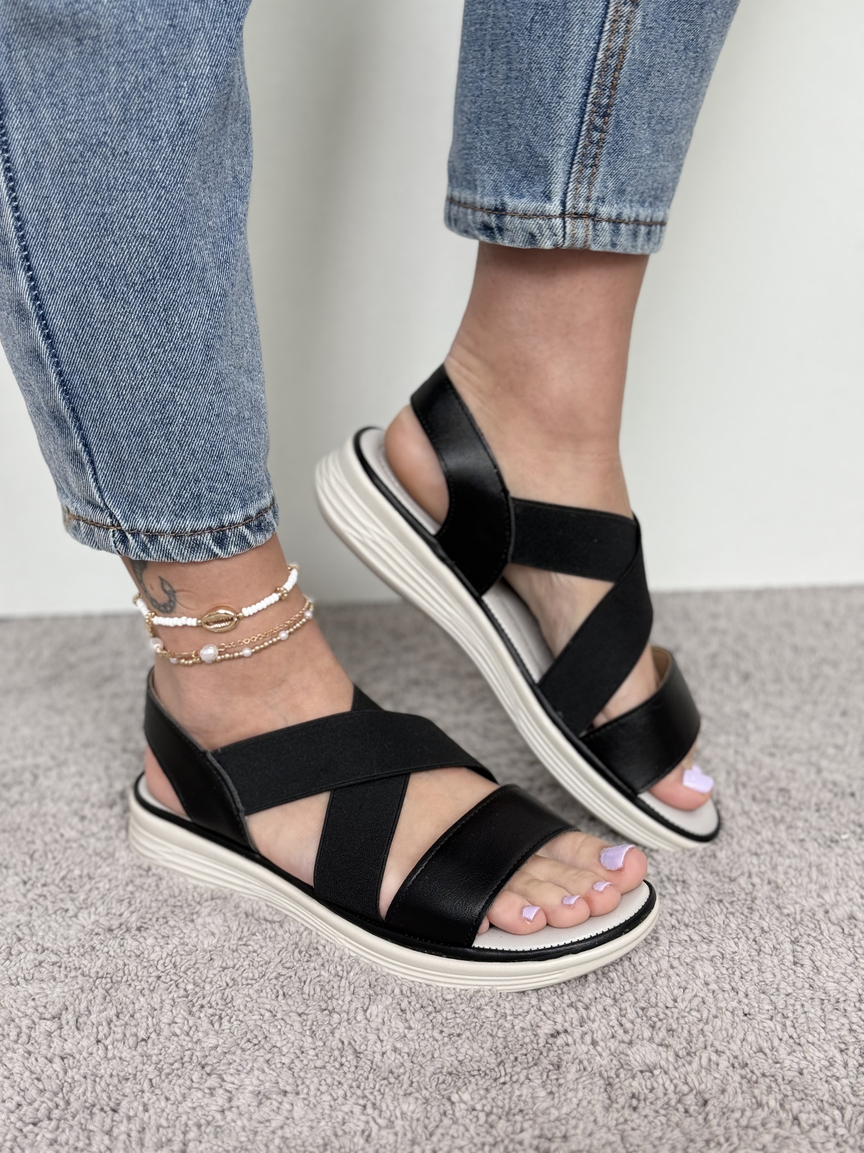 Juodos sportinės basutės (CH608)