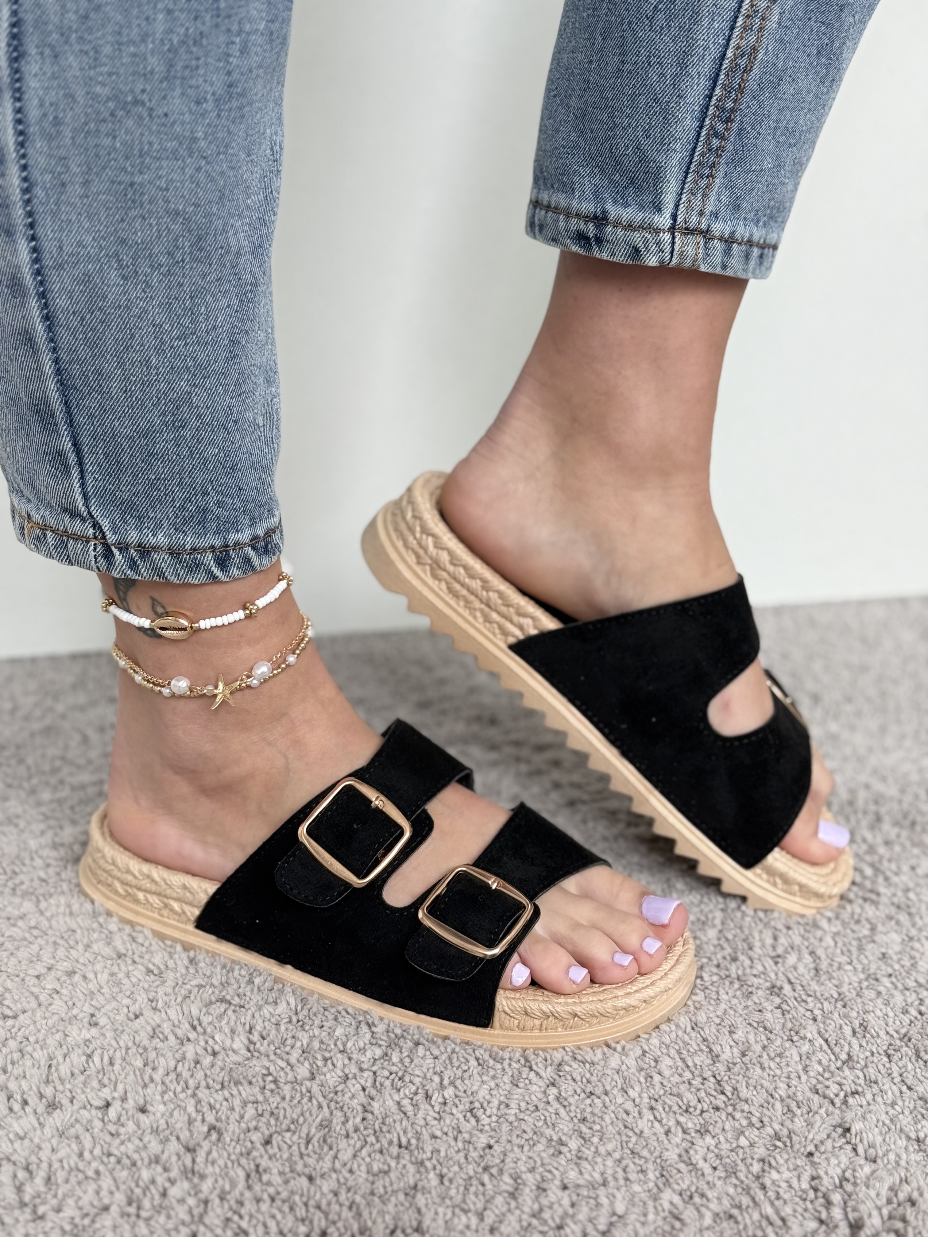 Juodos tapkės (L1391)