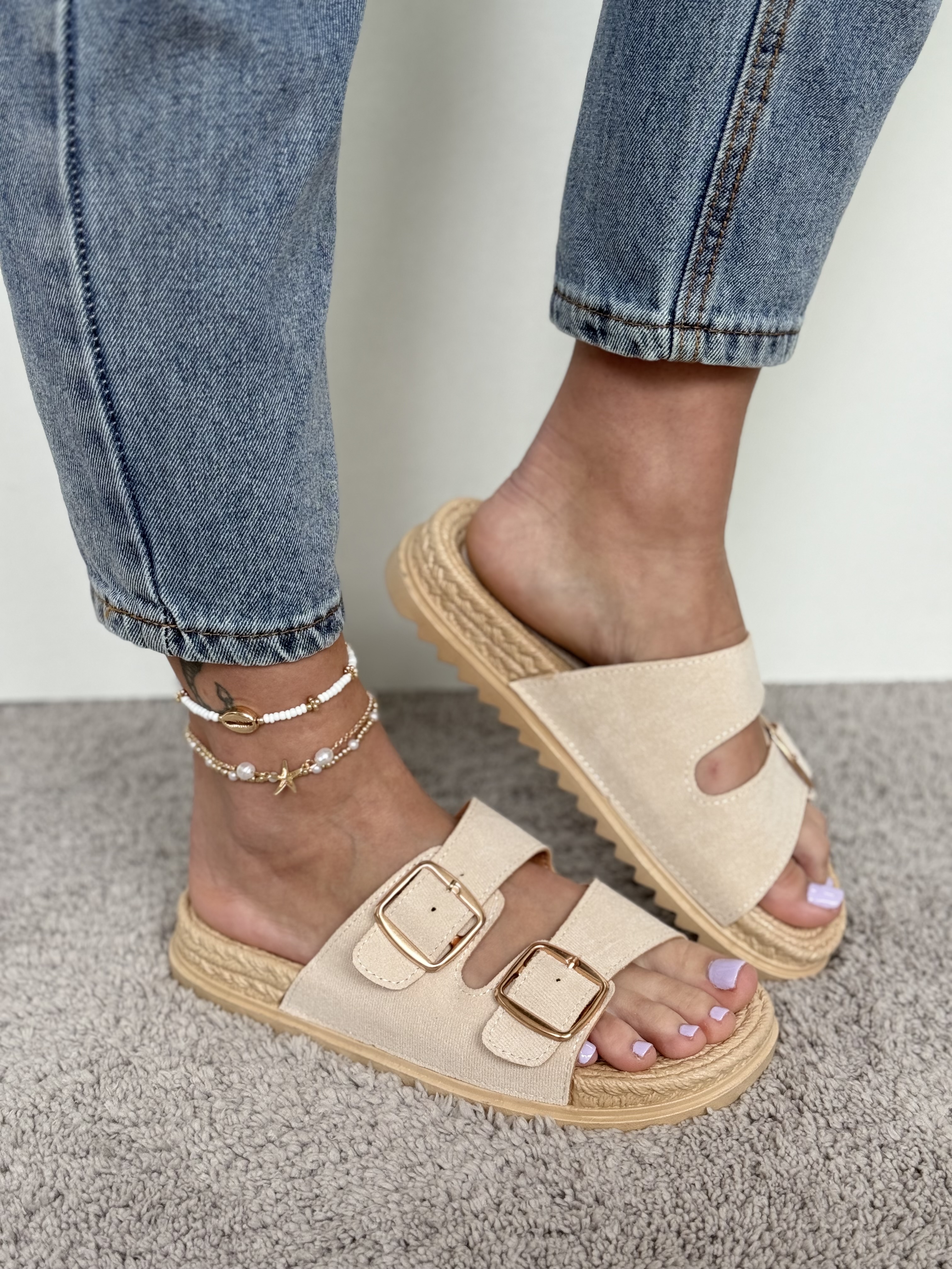 Moteriškos tapkes beige (L1391)