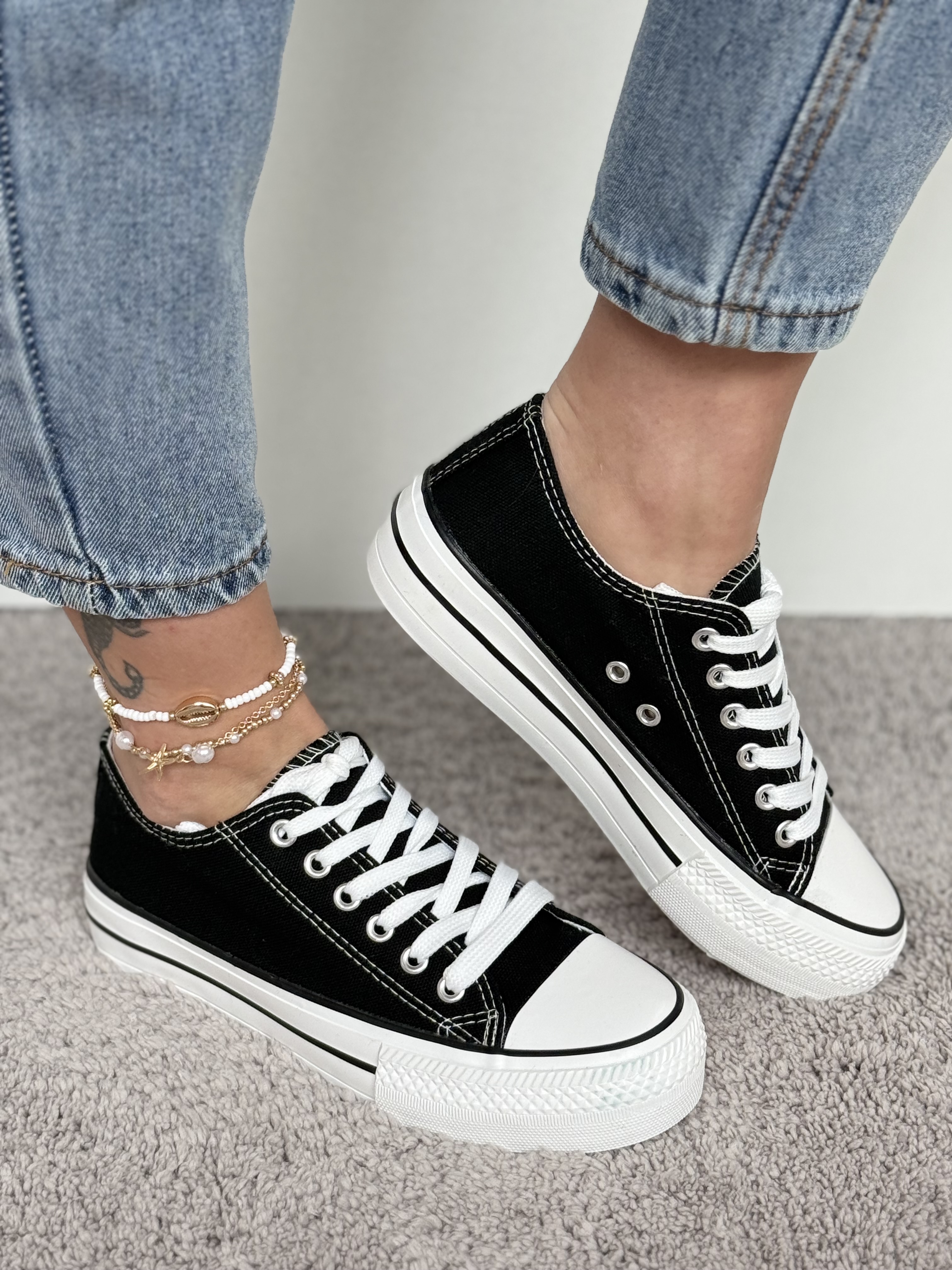 Juodi sportbačiai (BL559)