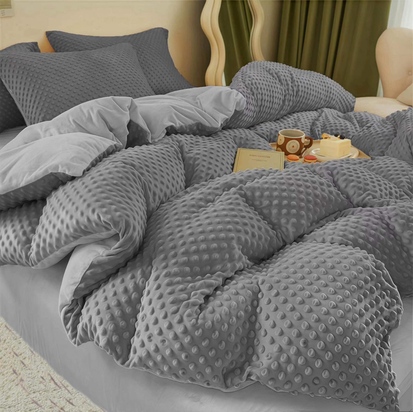 Pilka pliušinės patalynės komplektas