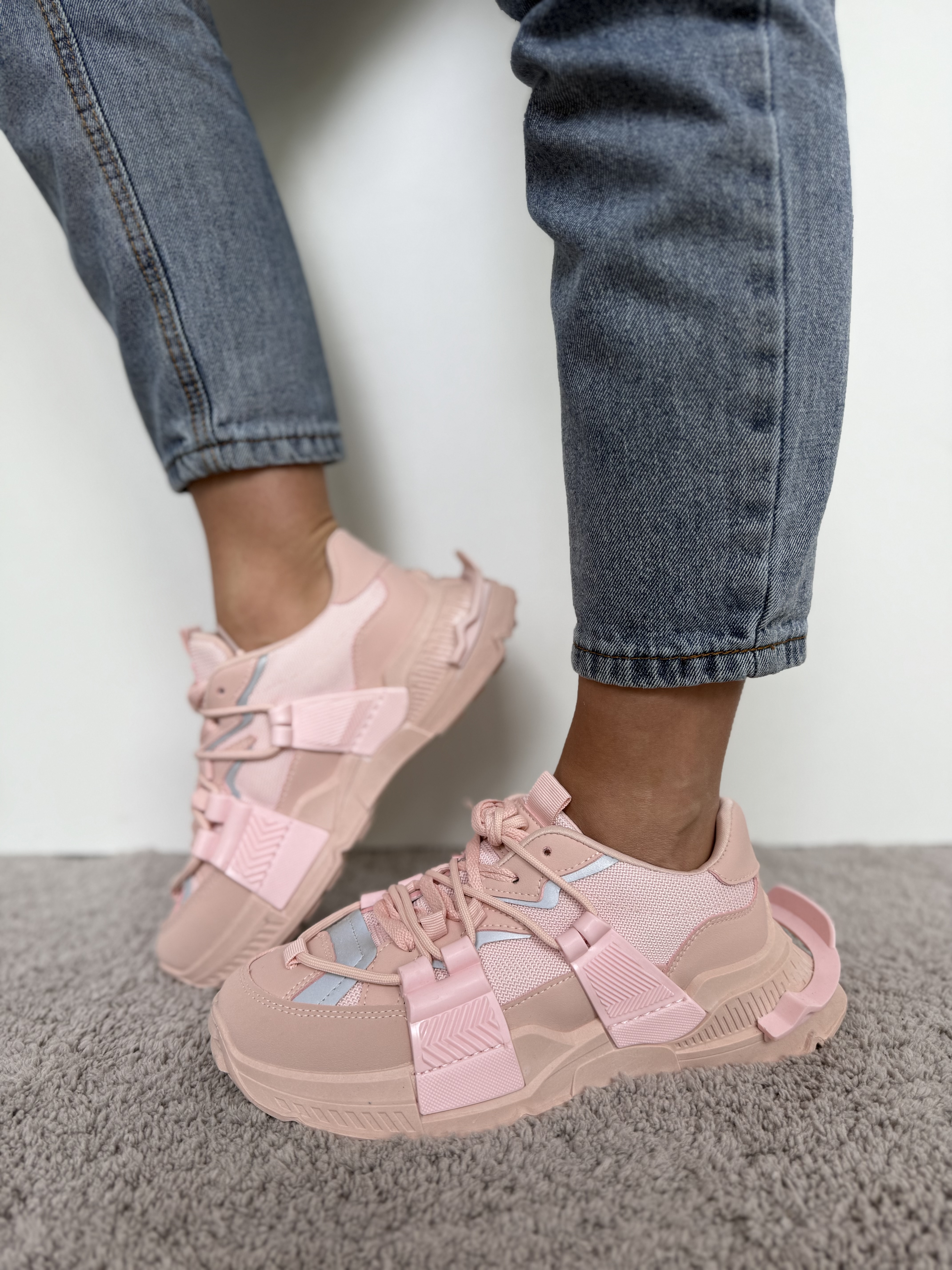 Rožiniai sportiniai kedukai (BL356P)