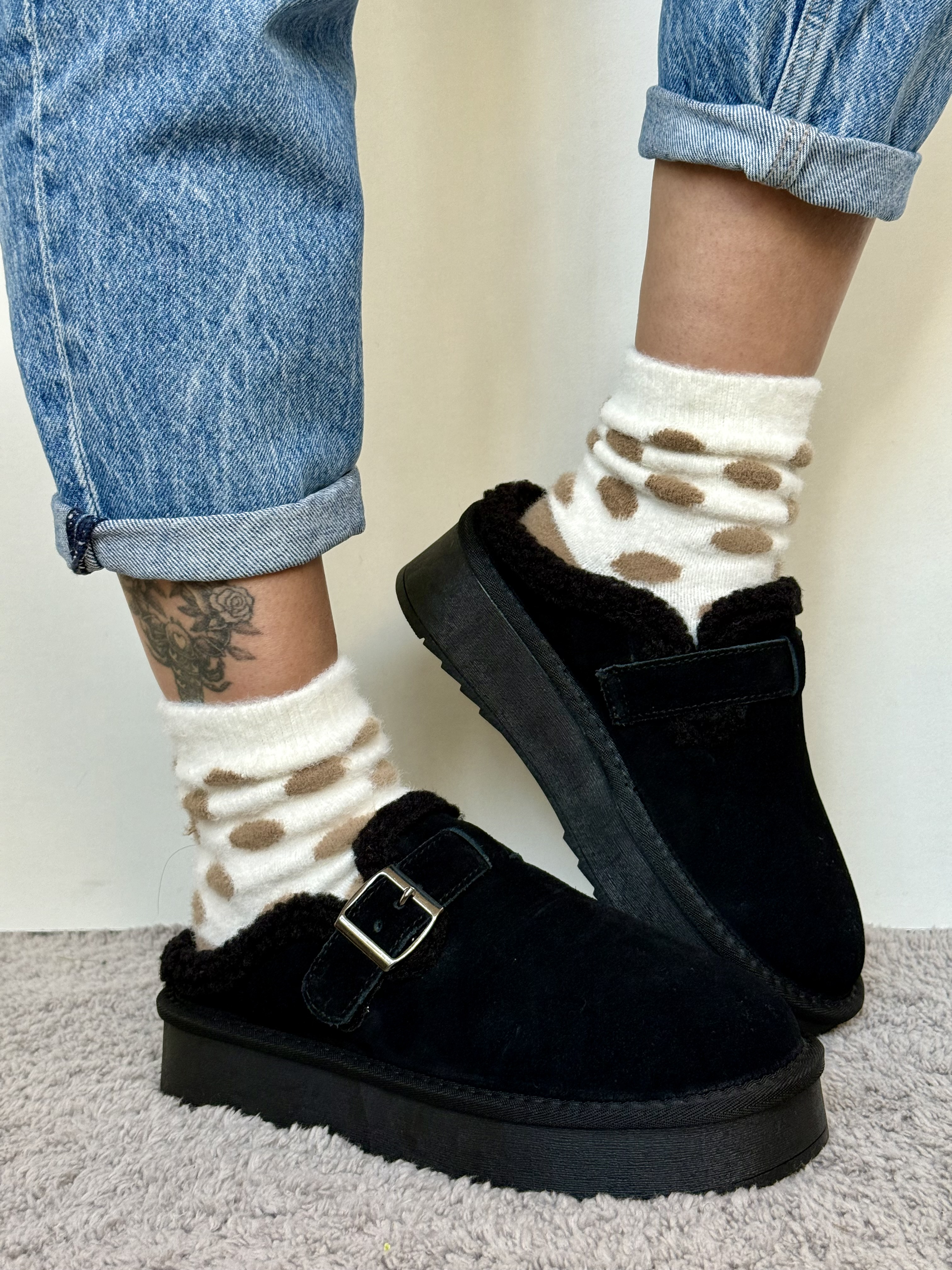 Juodi verstos odos batai su sagtimi (A20)