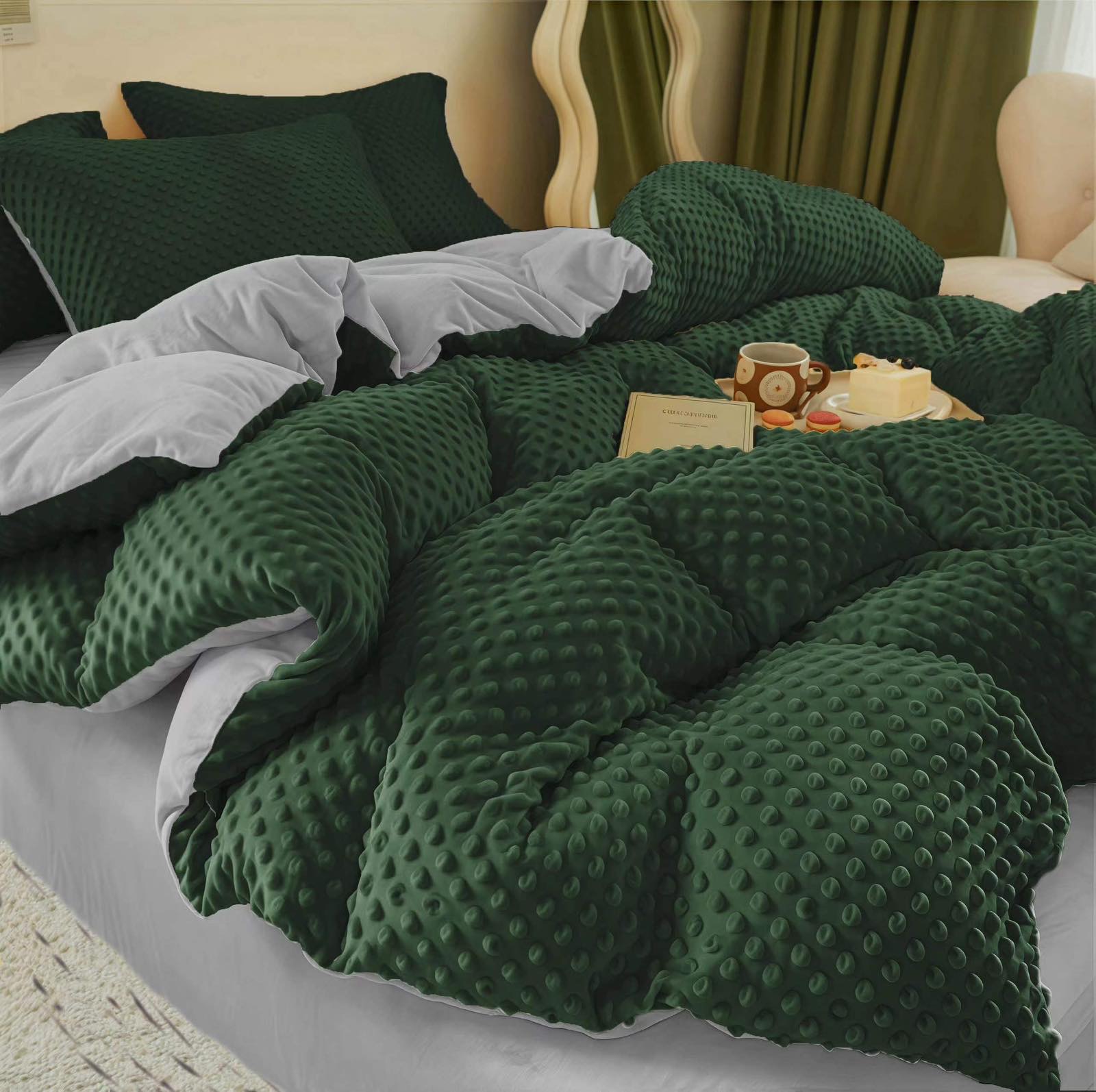 Žalias pliušinės  patalynės komplektas