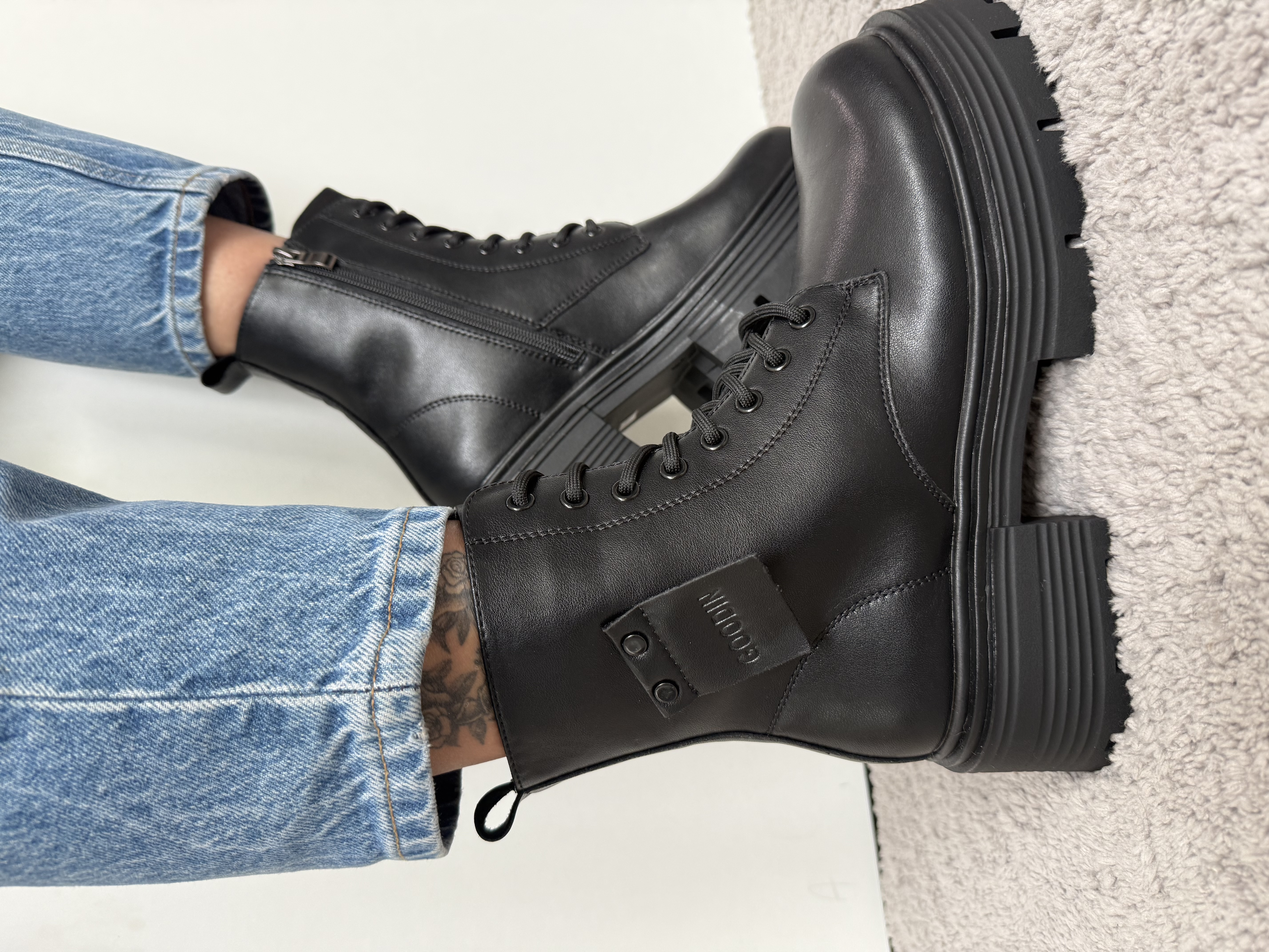 Juodi odiniai moteriški auliniai batai (GD-TL56)