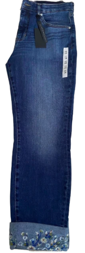 In Fashion Three-Quarter Jeans for Women