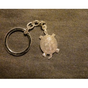 porte clefs avec une tortue