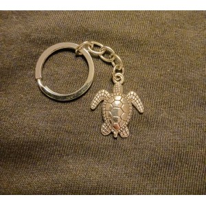 porte clefs avec une tortue marine