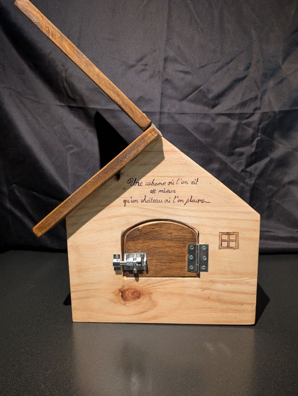 Cabane "une cabane où l'on rit est mieux..."