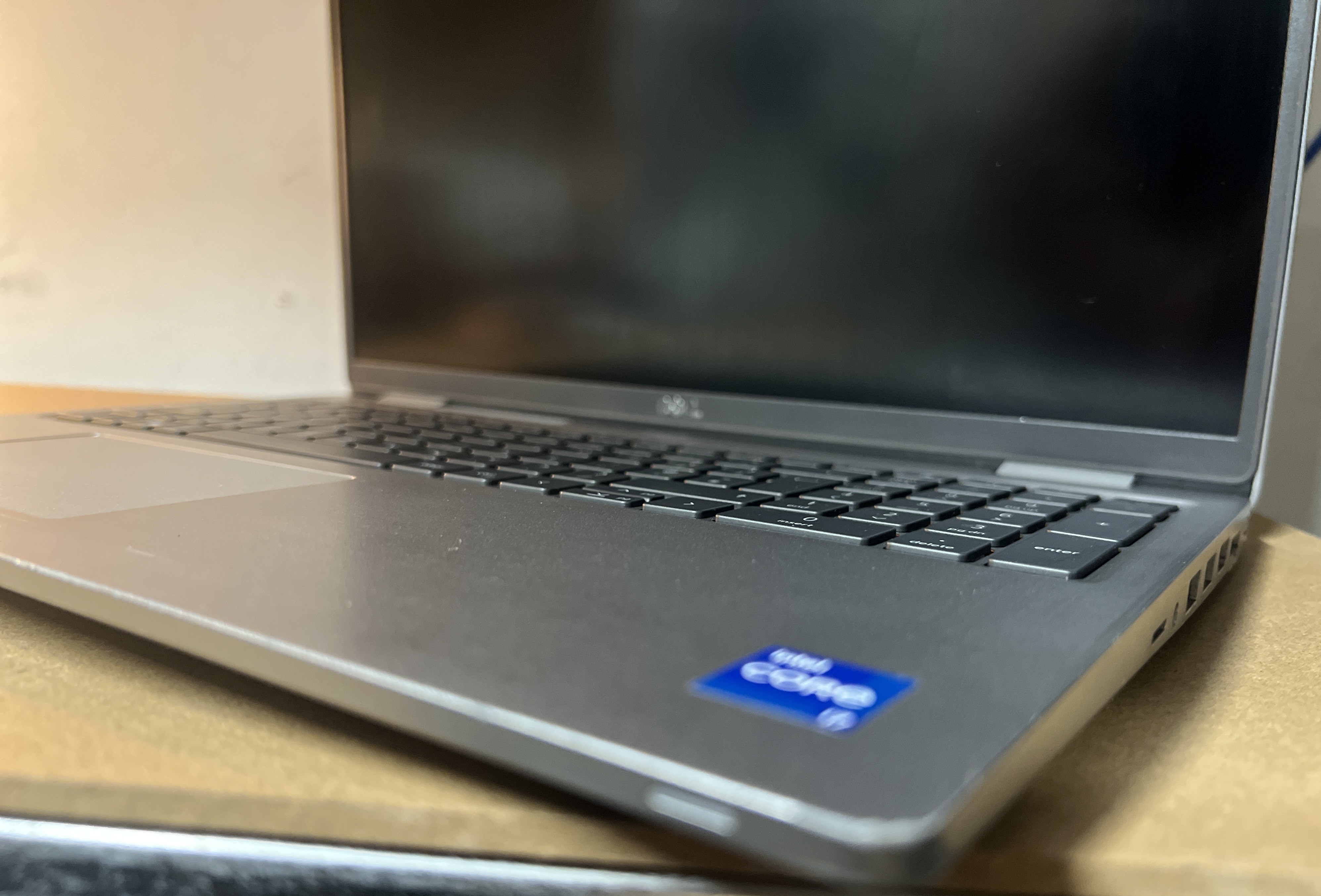 Dell Precision 3560 – i7-1165G7 | 32GB RAM | 512GB NVMe SSD | NVIDIA T500 | Win 11 Pro | Office 2024