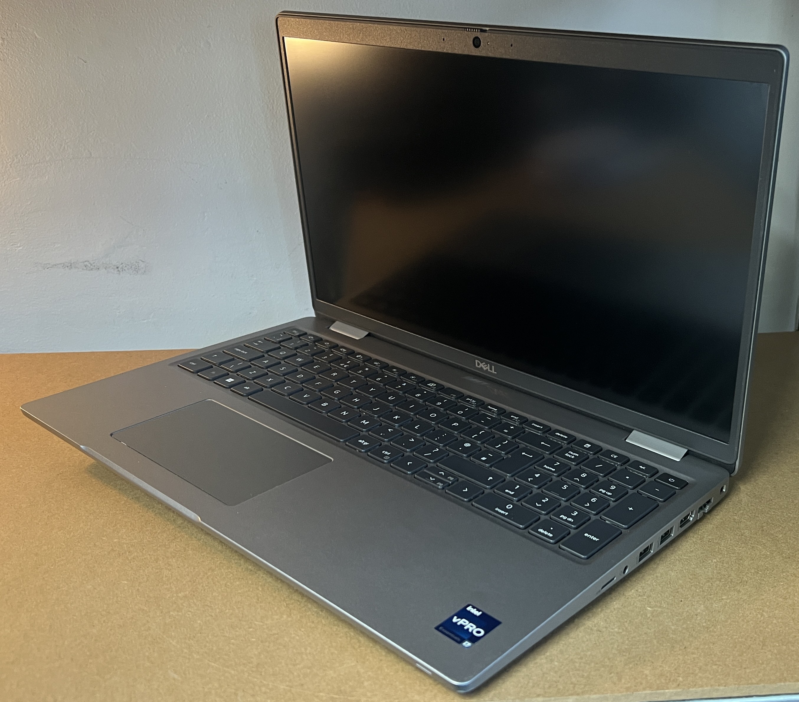 Dell Precision – 12th Gen i7 | 16GB RAM | 256GB SSD | Windows 11 Pro