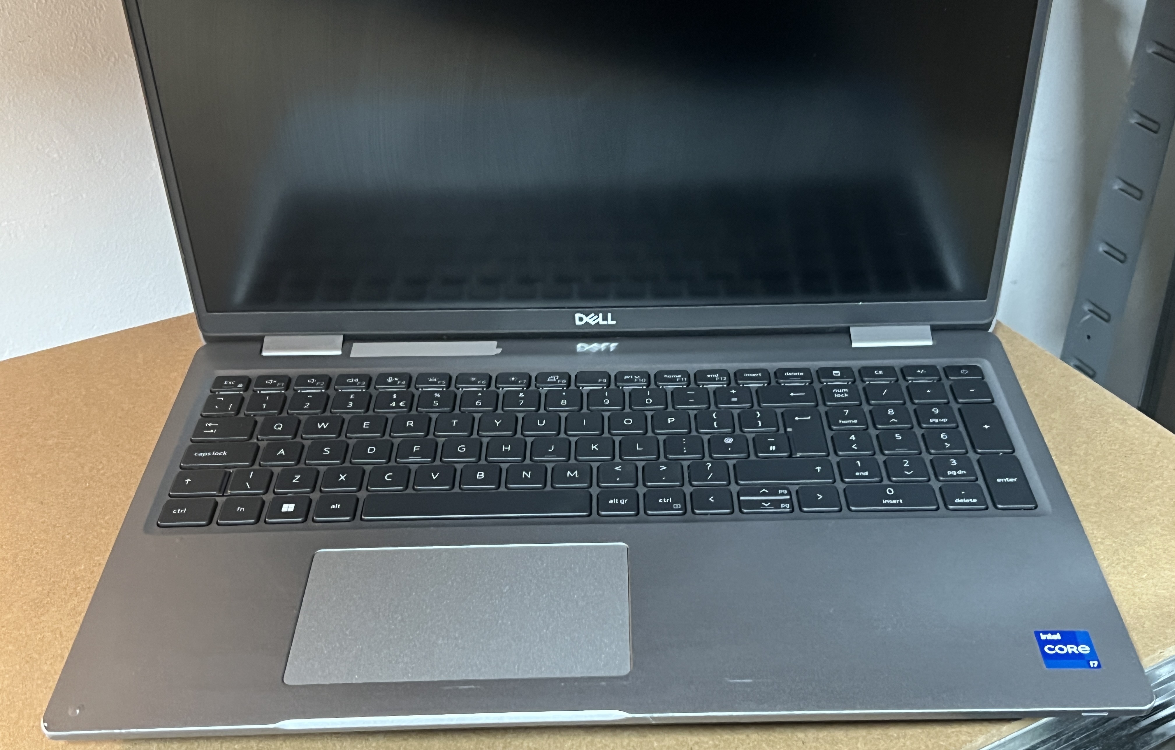 Dell Precision 3560 – i7-1165G7 | 32GB RAM | 512GB NVMe SSD | NVIDIA T500 | Win 11 Pro | Office 2024