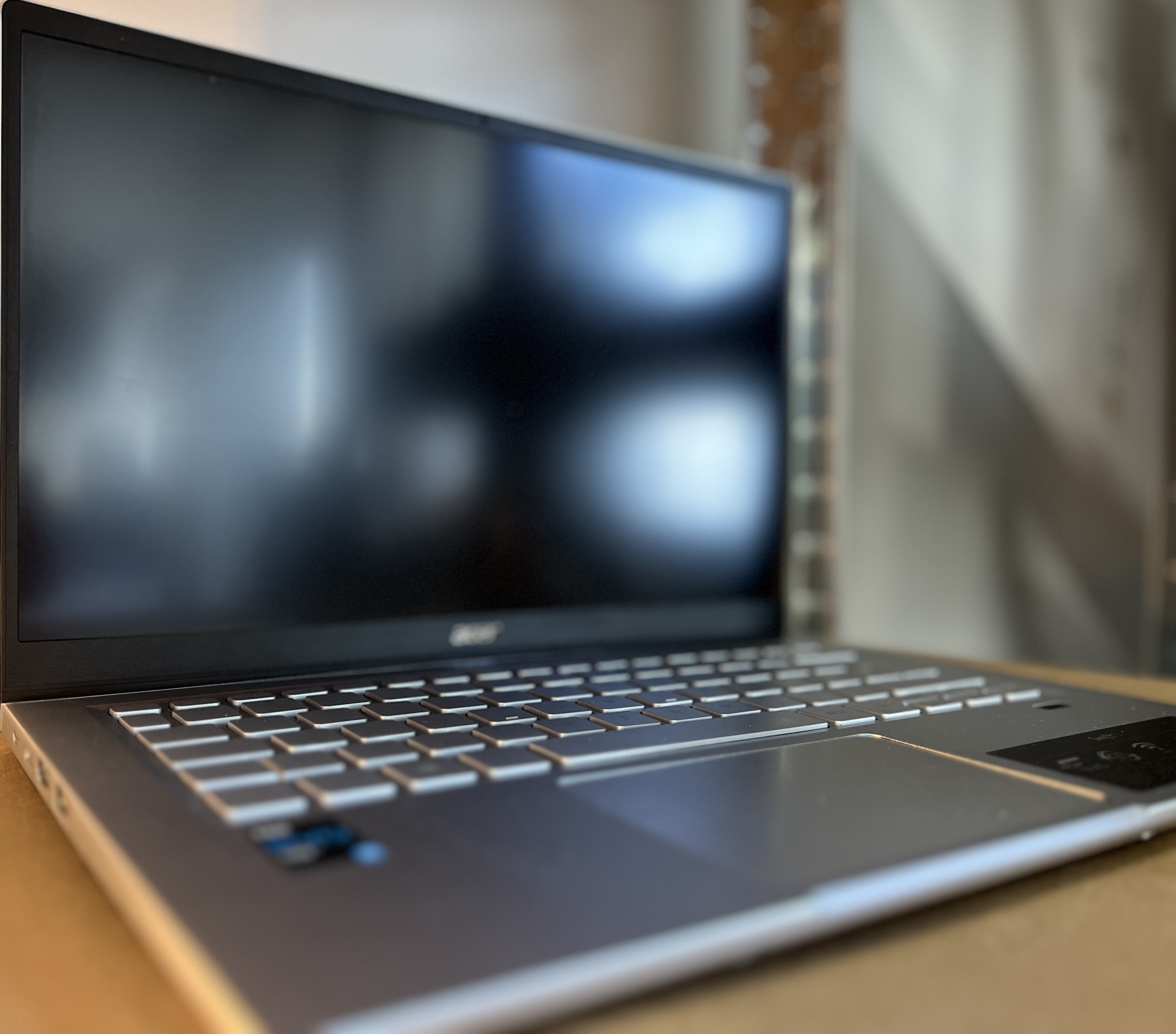 Acer Swift 3 SF314-511 – Windows 11 Pro | Office 2024 | 16 GB RAM | 512 GB SSD