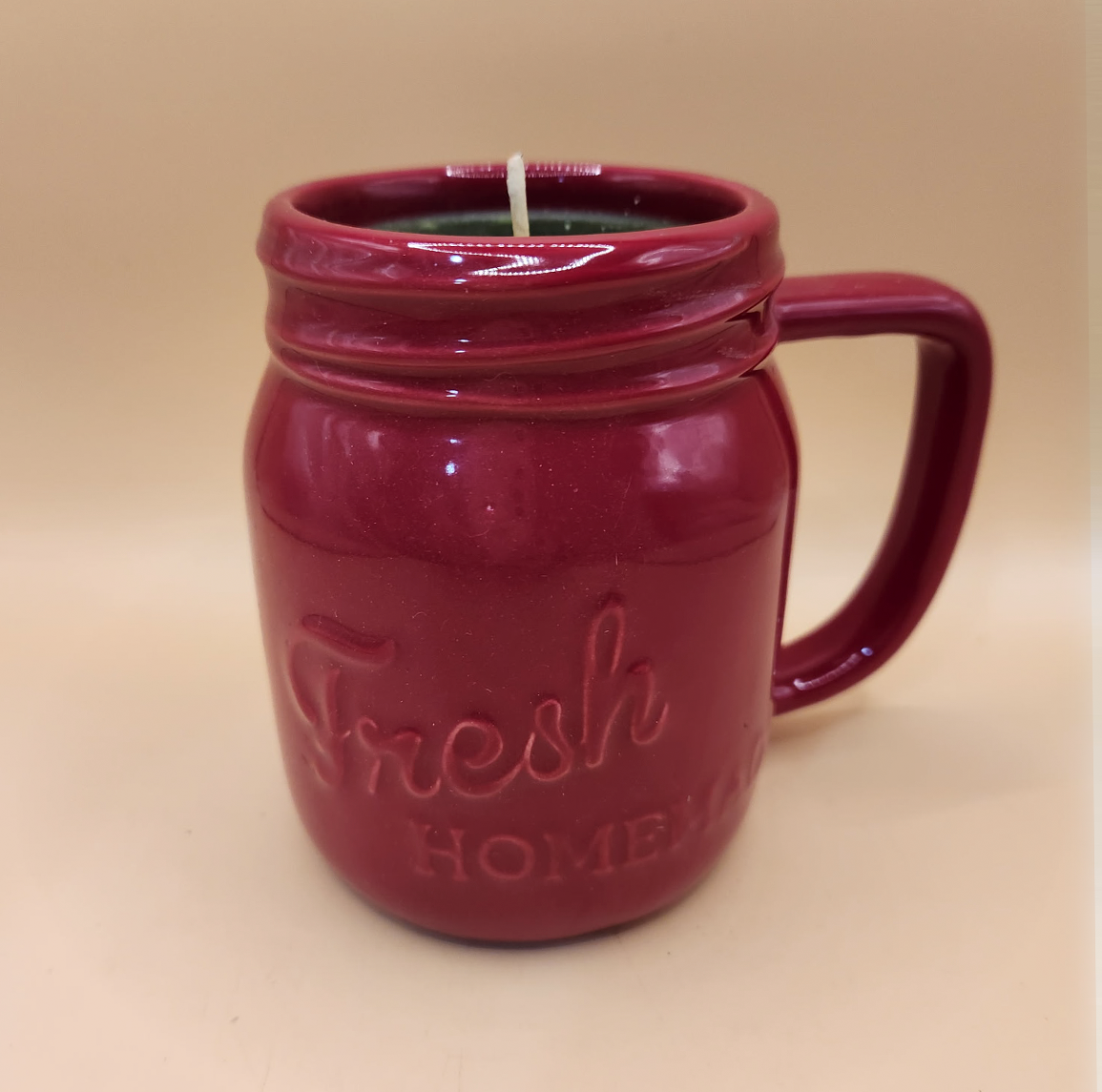 Ceramic mug candle