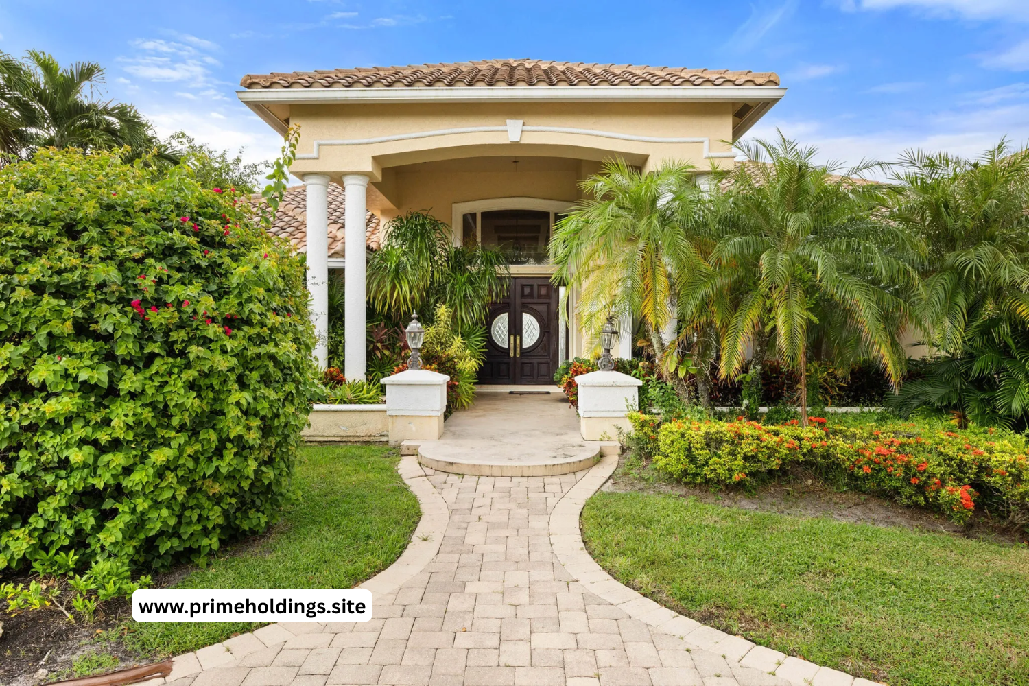 $2,399,000.00 | 4 bed 6.5 bath 4,458sqft 4,458 square feet 0.51acre lot | 17618 Bocaire Way, Boca Raton, FL 33487.