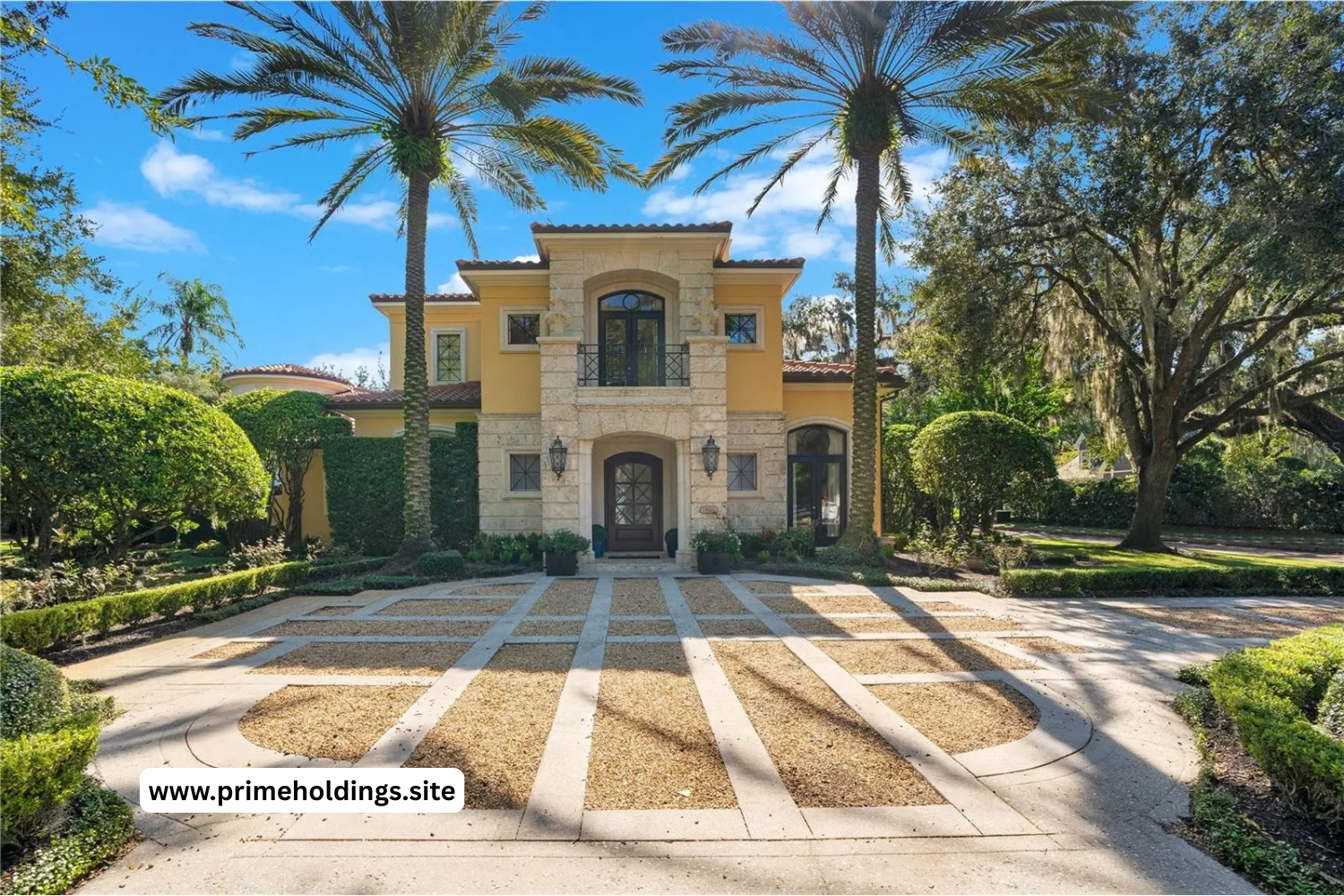 $6,950,000.00 | 5 bed 5.5+ bath 7,916sqft 7,916 square feet 0.7acre lot | 1400 Alabama Dr, Winter Park, FL 32789.