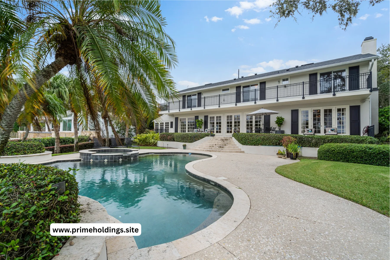 $4,500,000.00 | 5 bed 7.5+ bath 5,847sqft 5,847 square feet 0.72acre lot | 421 Lakewood Dr, Winter Park, FL 32789.