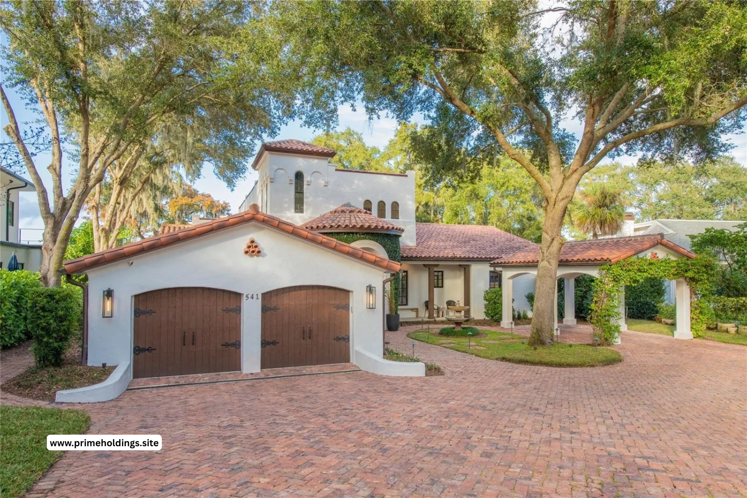 $5,800,000.00 | 4 bed 3.5 bath 4,725sqft 4,725 square feet 0.51acre lot | 541 Virginia Dr, Winter Park, FL 32789.