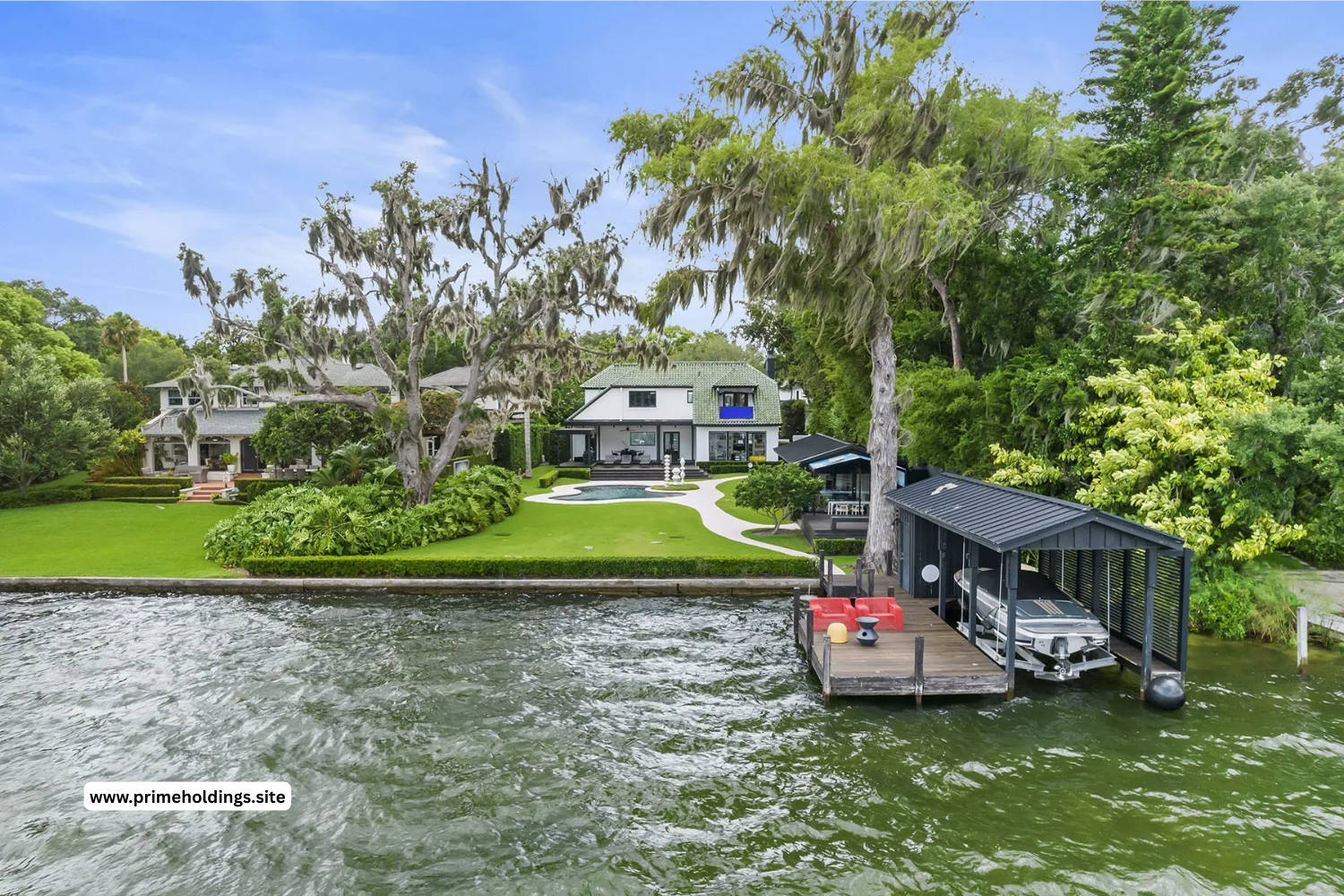 $4,500,000.00 | 4 bed 3.5+ bath 3,181sqft 3,181 square feet 0.35acre lot | 1336 College Pt, Winter Park, FL 32789.