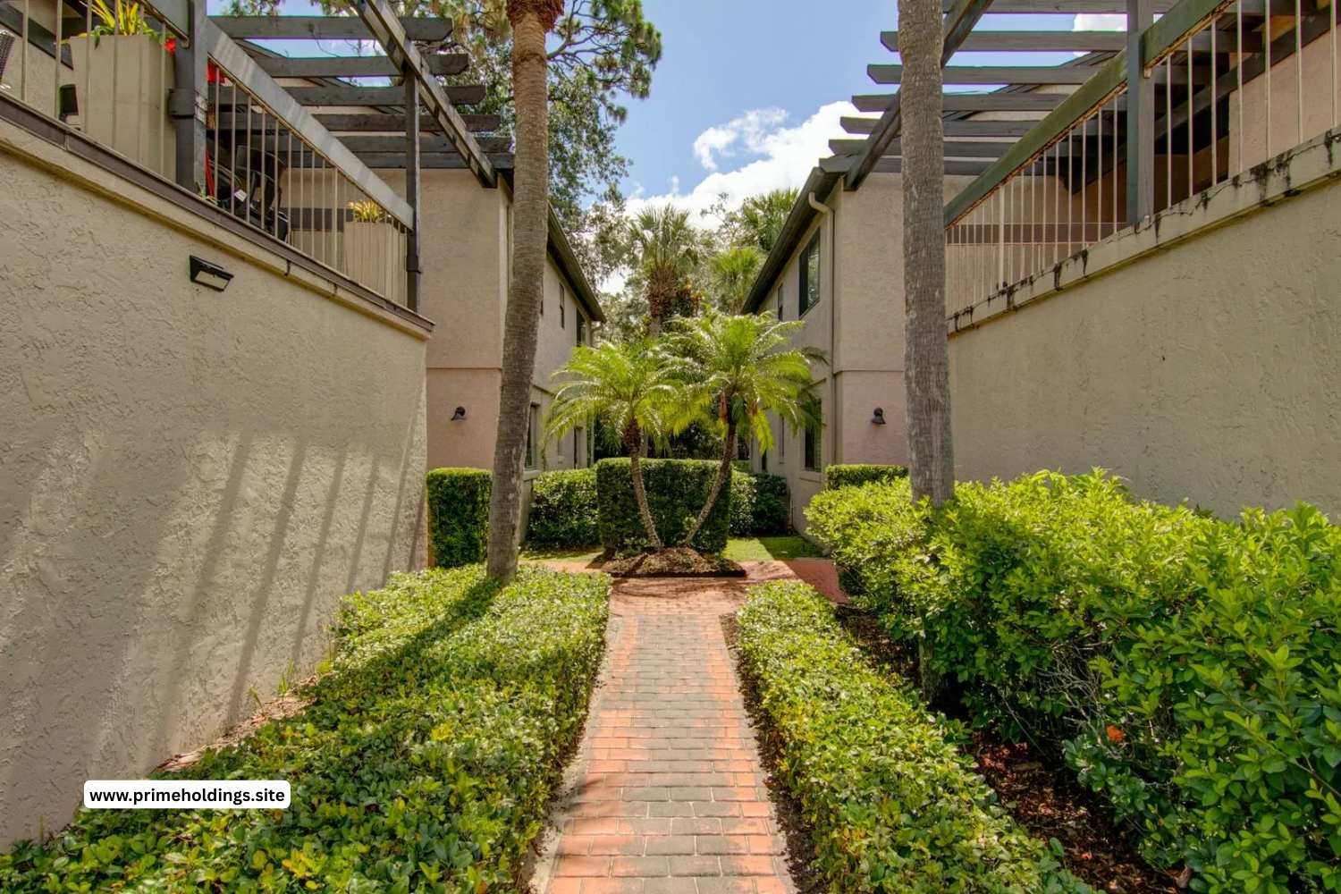$3,800.00/mo | 3 bed 2 bath 1,776sqft | 1096 Azalea Ln, Winter Park, FL 32789