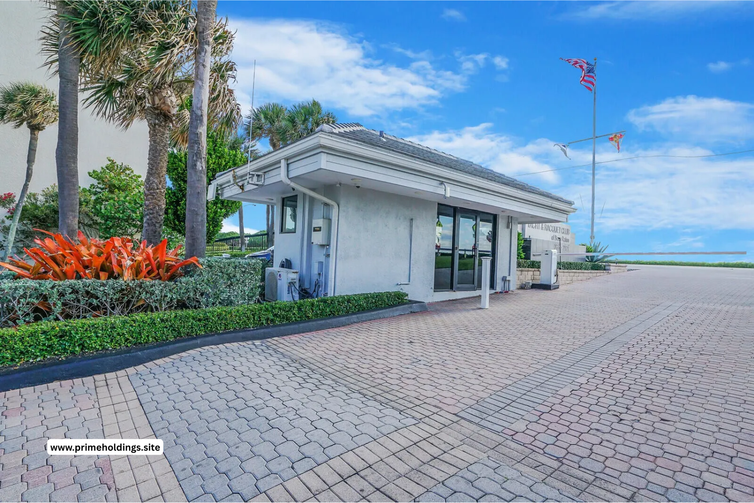 $5,500.00/mo | 2 bed 2 bath 1,375sqft | 2727 N Ocean Blvd Apt A502, Boca Raton, FL 33431.