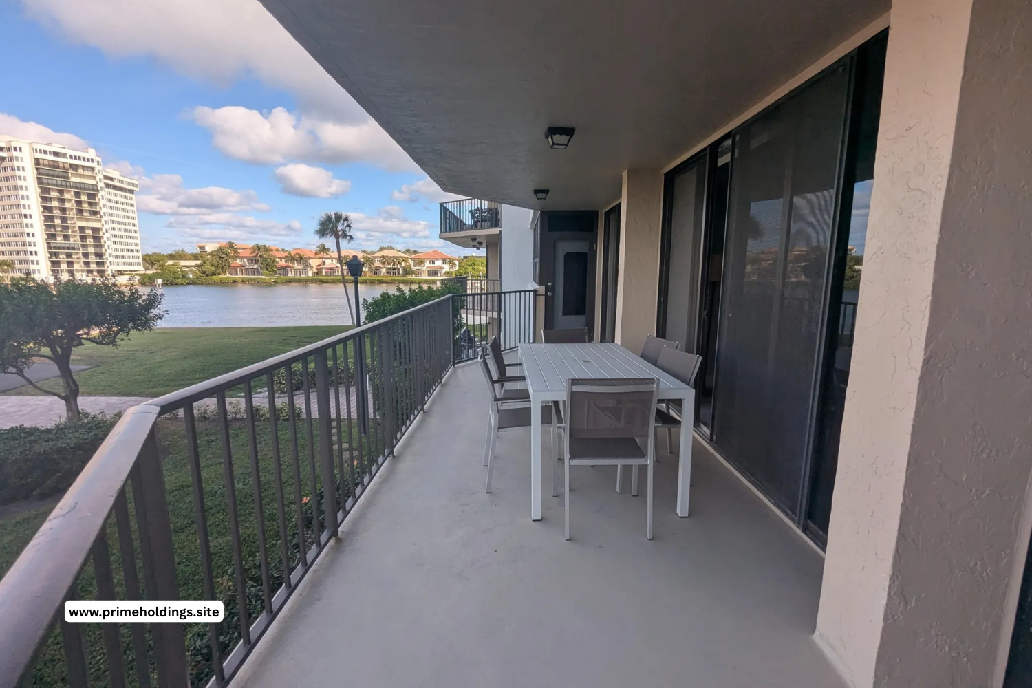 $6,000.00/mo | 2 bed 2 bath 1,315sqft | 899 Jeffery St Apt 212, Boca Raton, FL 33487.