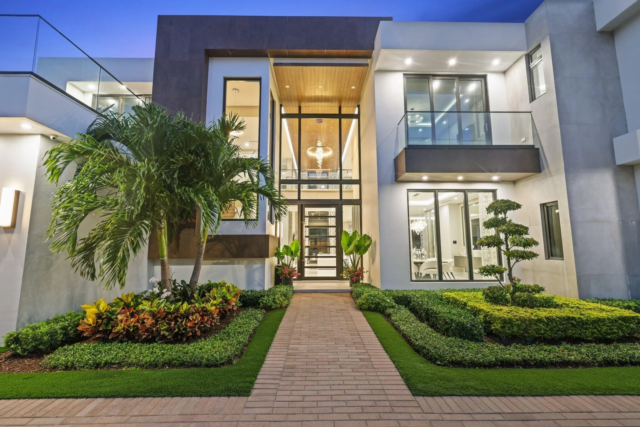 $9,950,000.00 | 5 bed 6.5 bath 6,159sqft 6,159 square feet 0.3acre lot | 2391 Areca Palm Rd, Boca Raton, FL 33432.