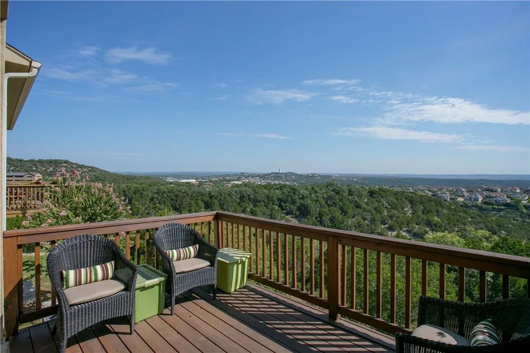 $4,000/mo | 4 bed 2.5 bath 2,417sqft 2,417 square feet 7,928sqft lot | 234 Aria Rdg Unit 102, Austin, TX 78738.