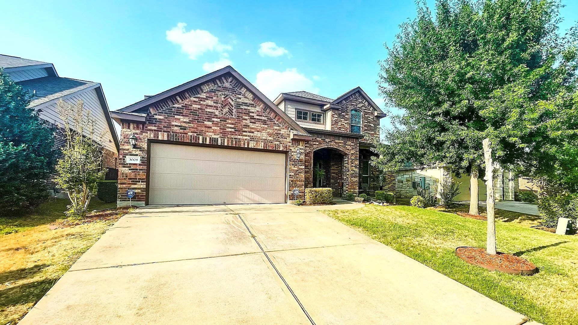 $2,600/mo | 4 bed 3.5 bath 2,863sqft 2,863 square feet 7,183sqft lot | 3008 Dusty Chisolm Trl, Pflugerville, TX 78660.