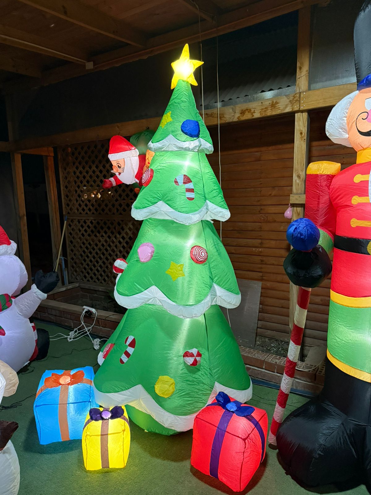 Árbol de Navidad inflable 210 CM