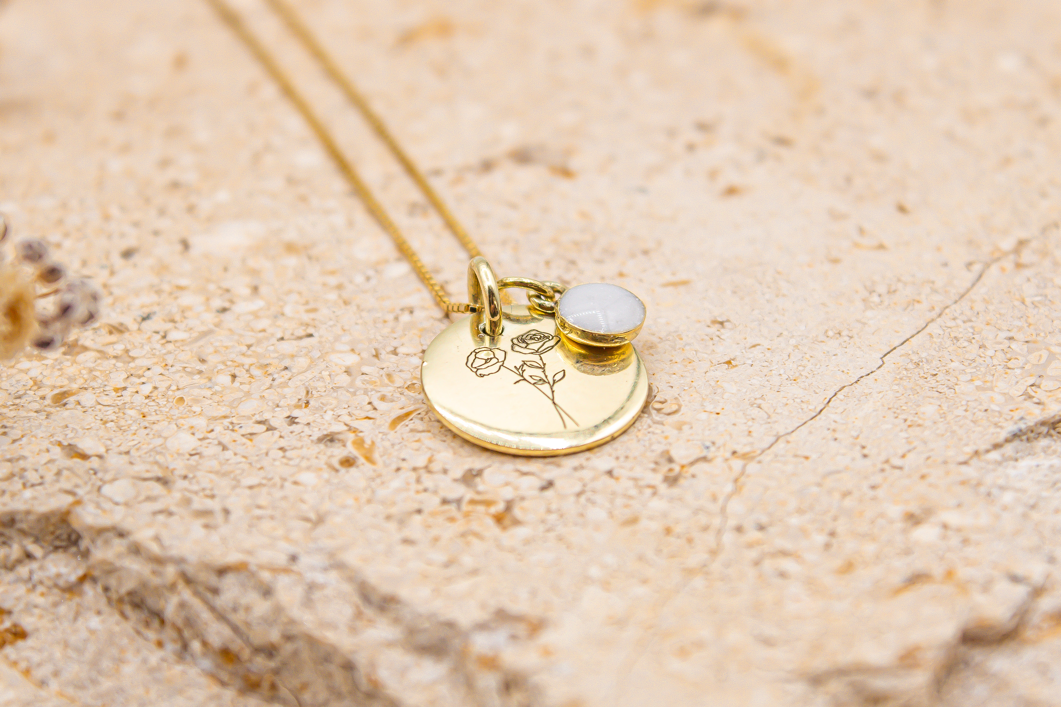 Bloom | Moedermelk ketting geboortebloem