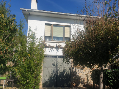 Chalet Individual Con Jardín En Miraflores De La Sierra
