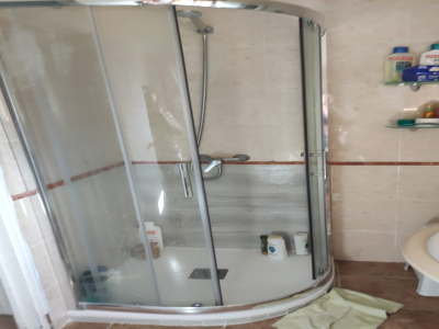 Piso Próximo Al Casco Urbano De Tres Dormitorios Con Terraza