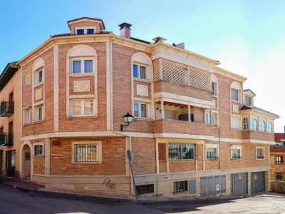 Piso Dúplex Céntrico De Dos Dormitorios Con Terraza