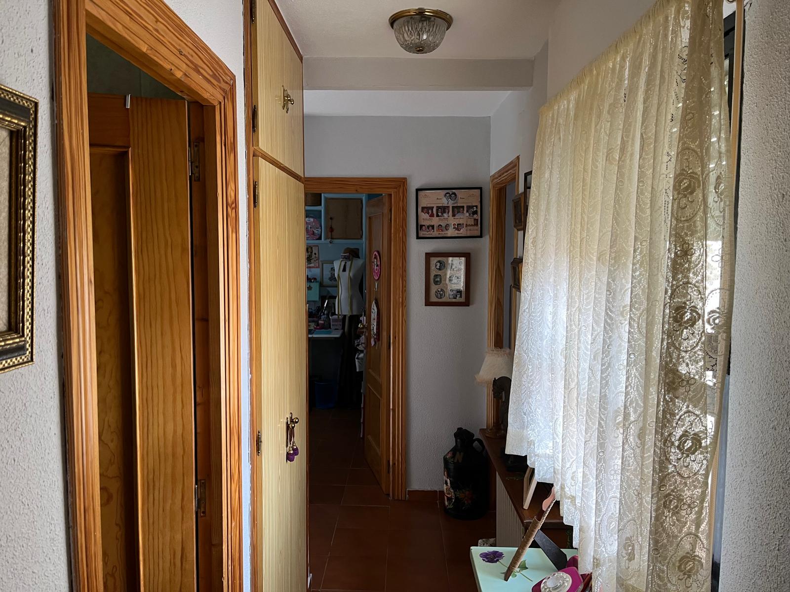  Chalet adosado en calle Cantueso