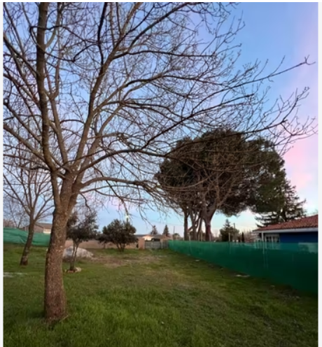 Parcela de 1.480 m² en Navalafuente