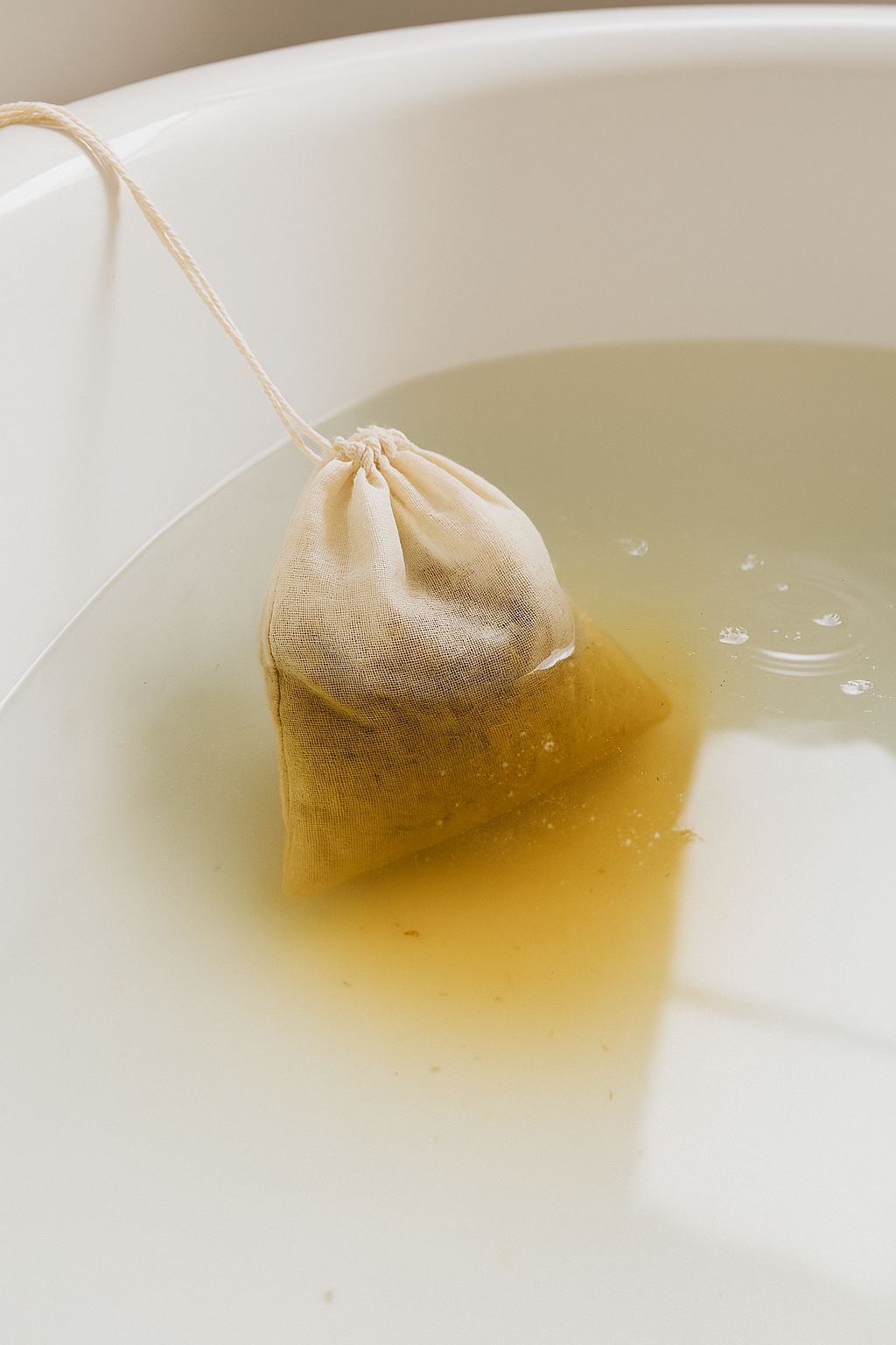 Calm & Sleep Herbal Bath Tea – in Muslin Bags